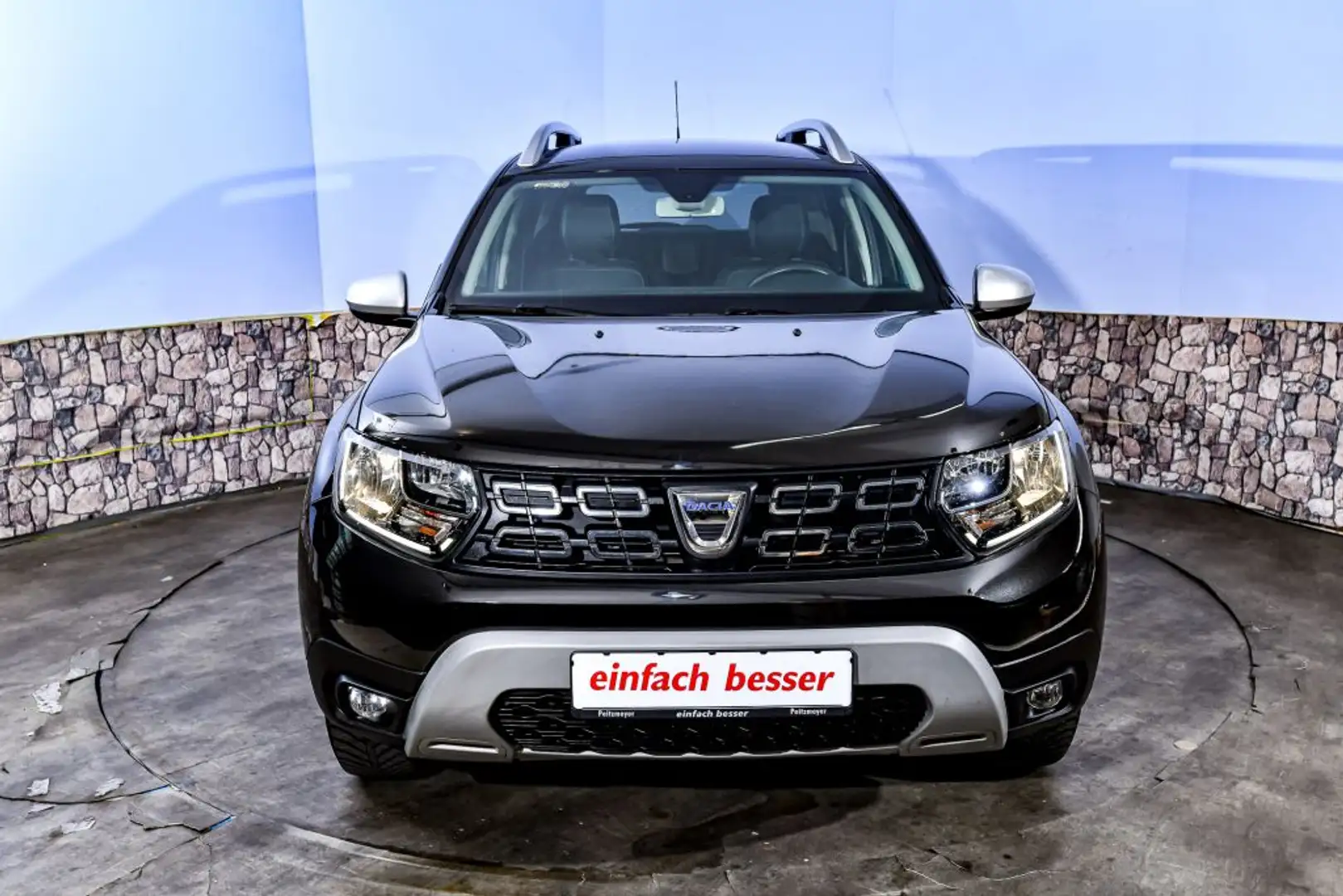 Dacia Duster SCe 115 2WD Prestige Schwarz - 2