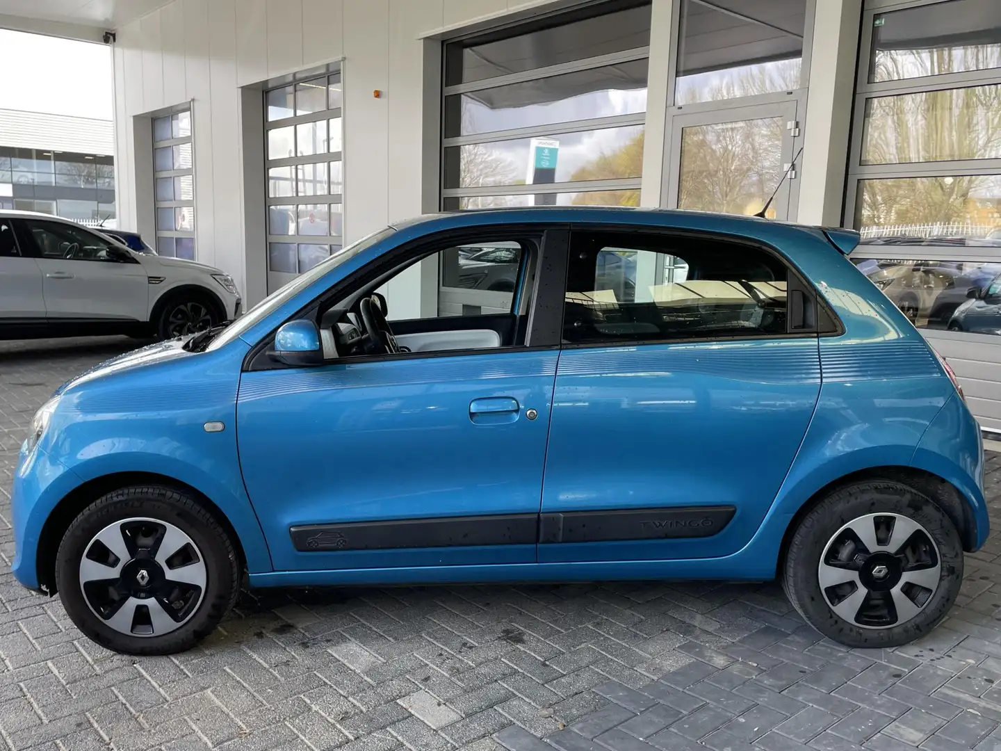 Renault Twingo 1.0 SCe 70 Collection / Cruise / Airco / DAB / LED Blauw - 2