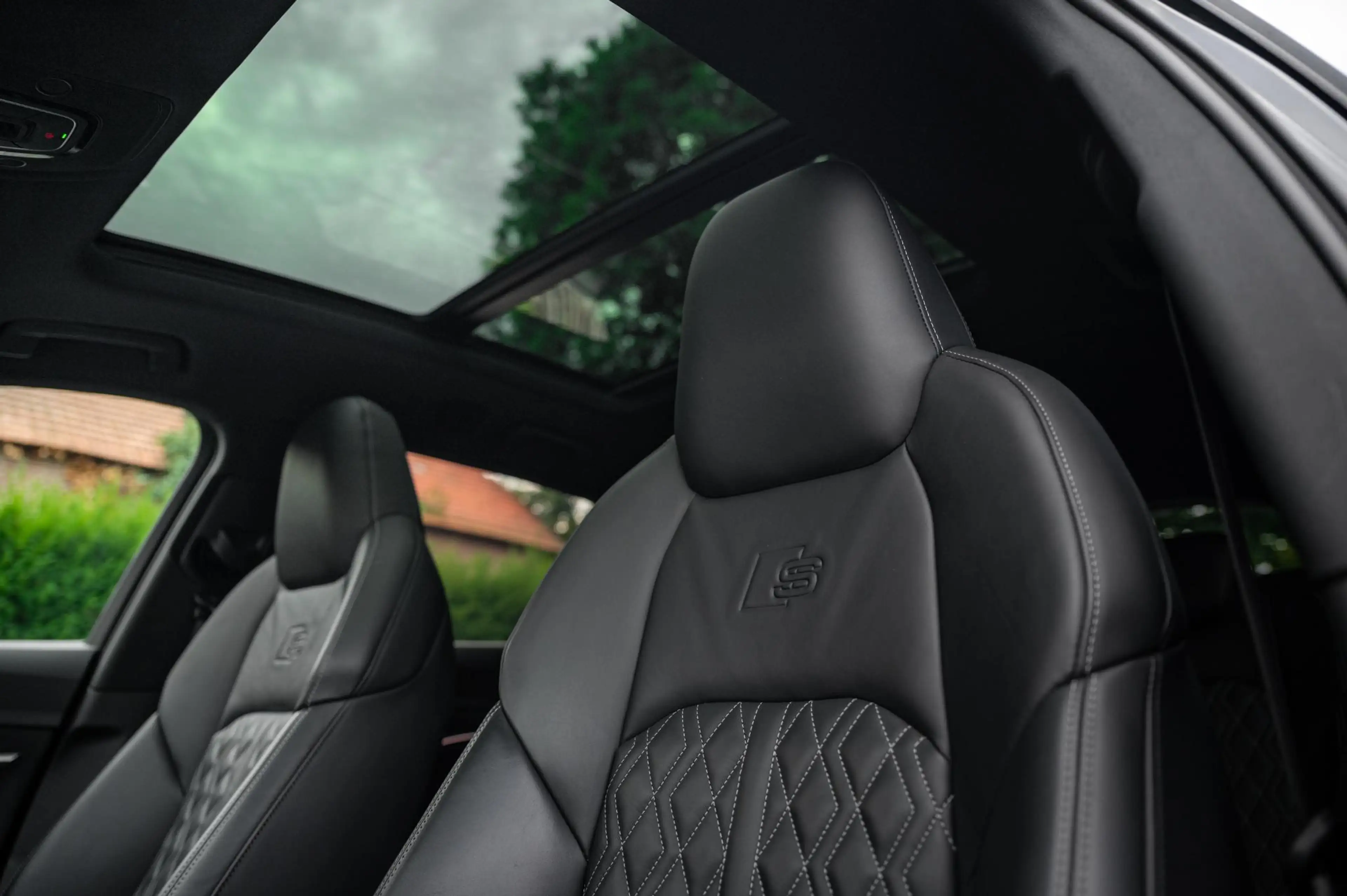 Audi Q8 e-tron 55 quattro S-Line |98,6%|ACC|360|HUD|Luchtvering — photo 6