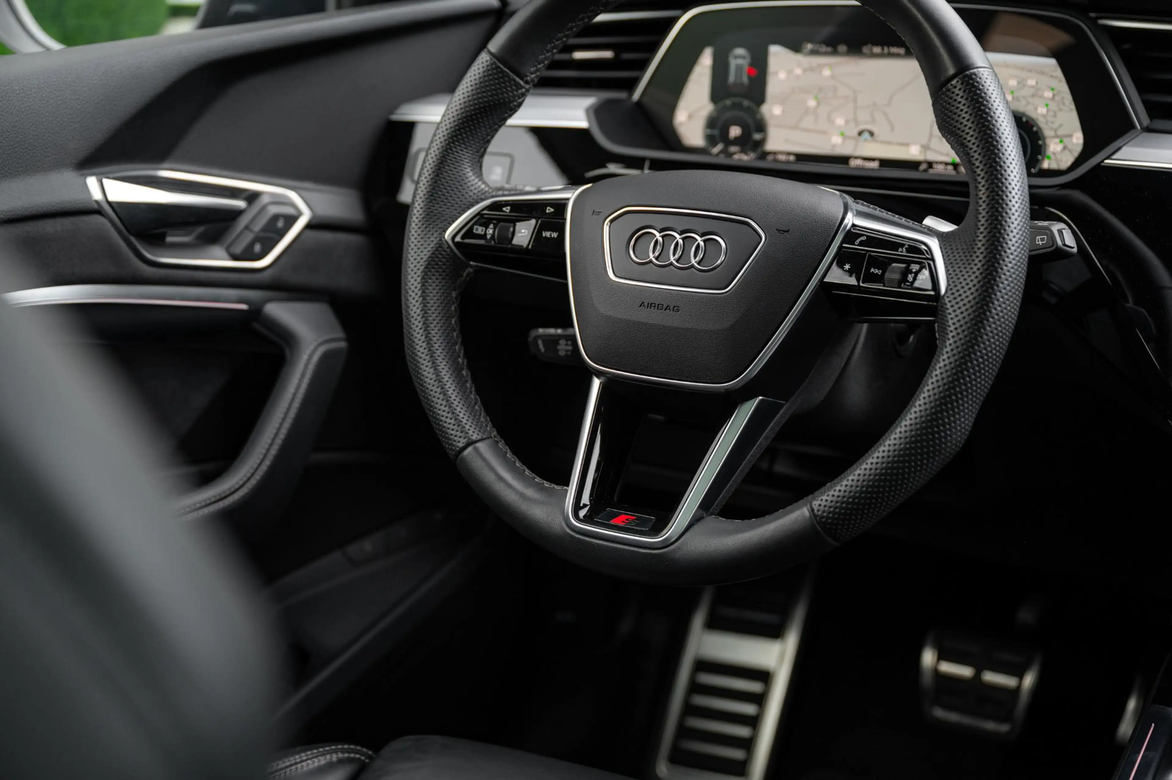 Audi Q8 e-tron 55 quattro S-Line |98,6%|ACC|360|HUD|Luchtvering — photo 11