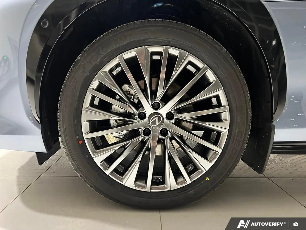 Lexus RZ снимка Lexus RZ