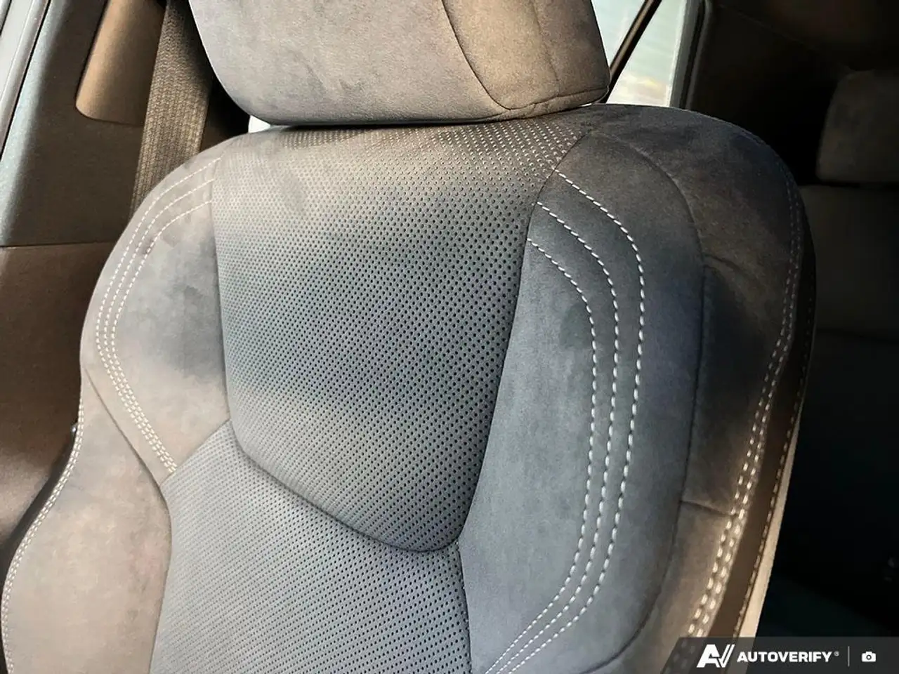 Lexus RZ снимка Lexus RZ