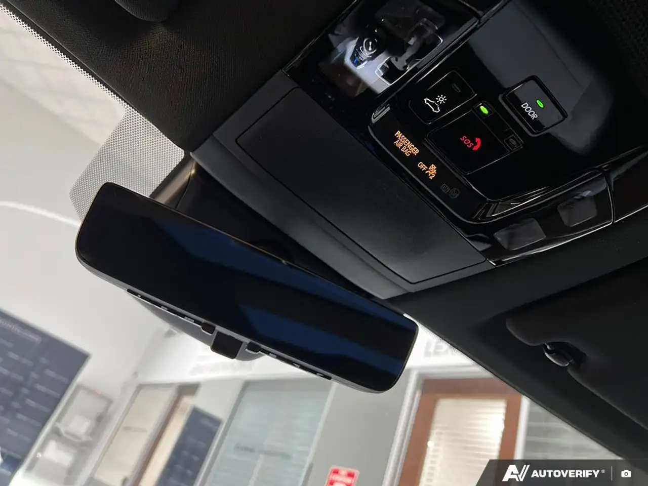 Lexus RZ снимка Lexus RZ