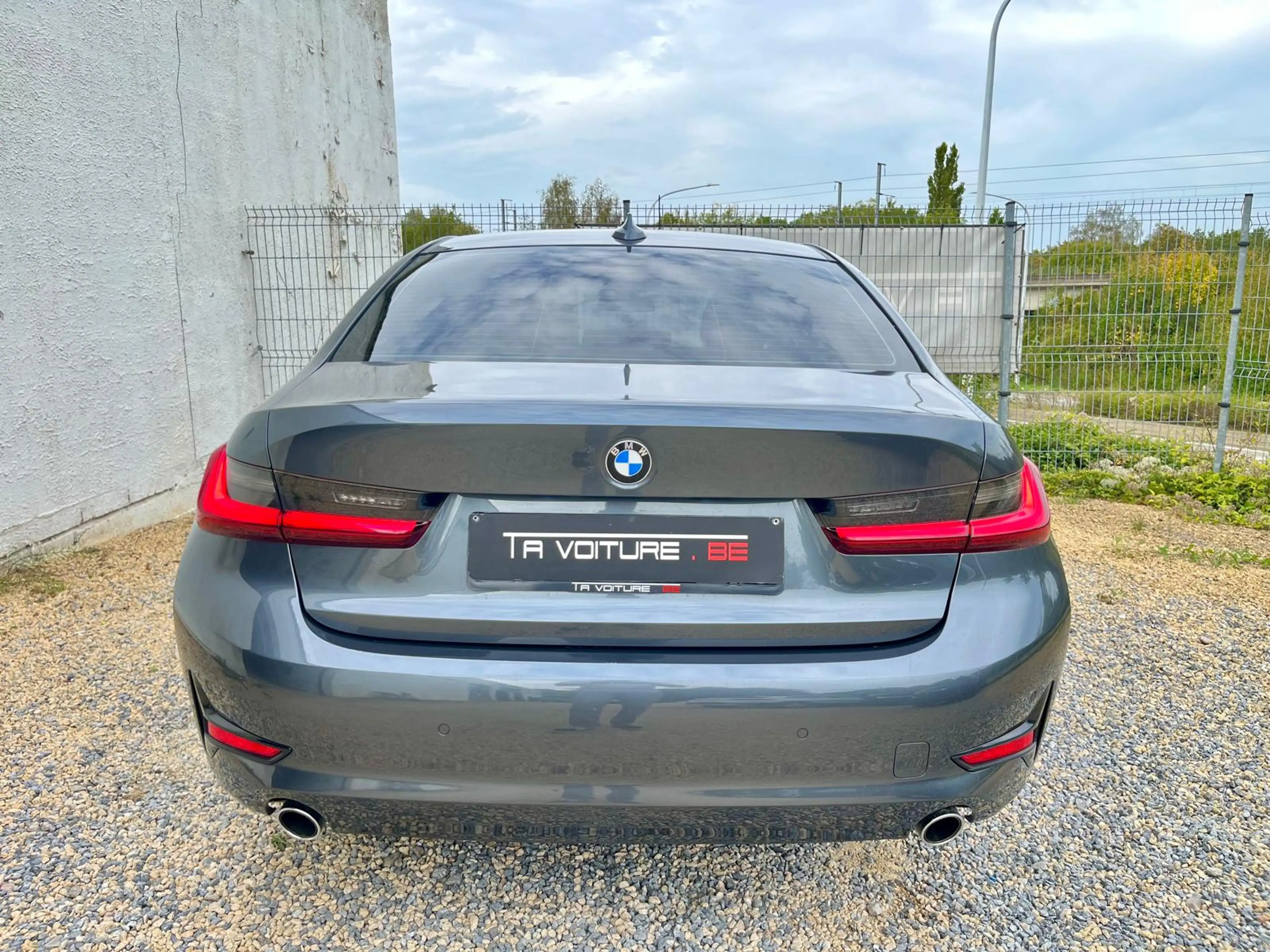 BMW 316 dA MHEV BOITE-AUTO/FULL-LED/NAVI/CARPLAY/MI-CUIR/CLIM-AUTO/PDC — photo 5
