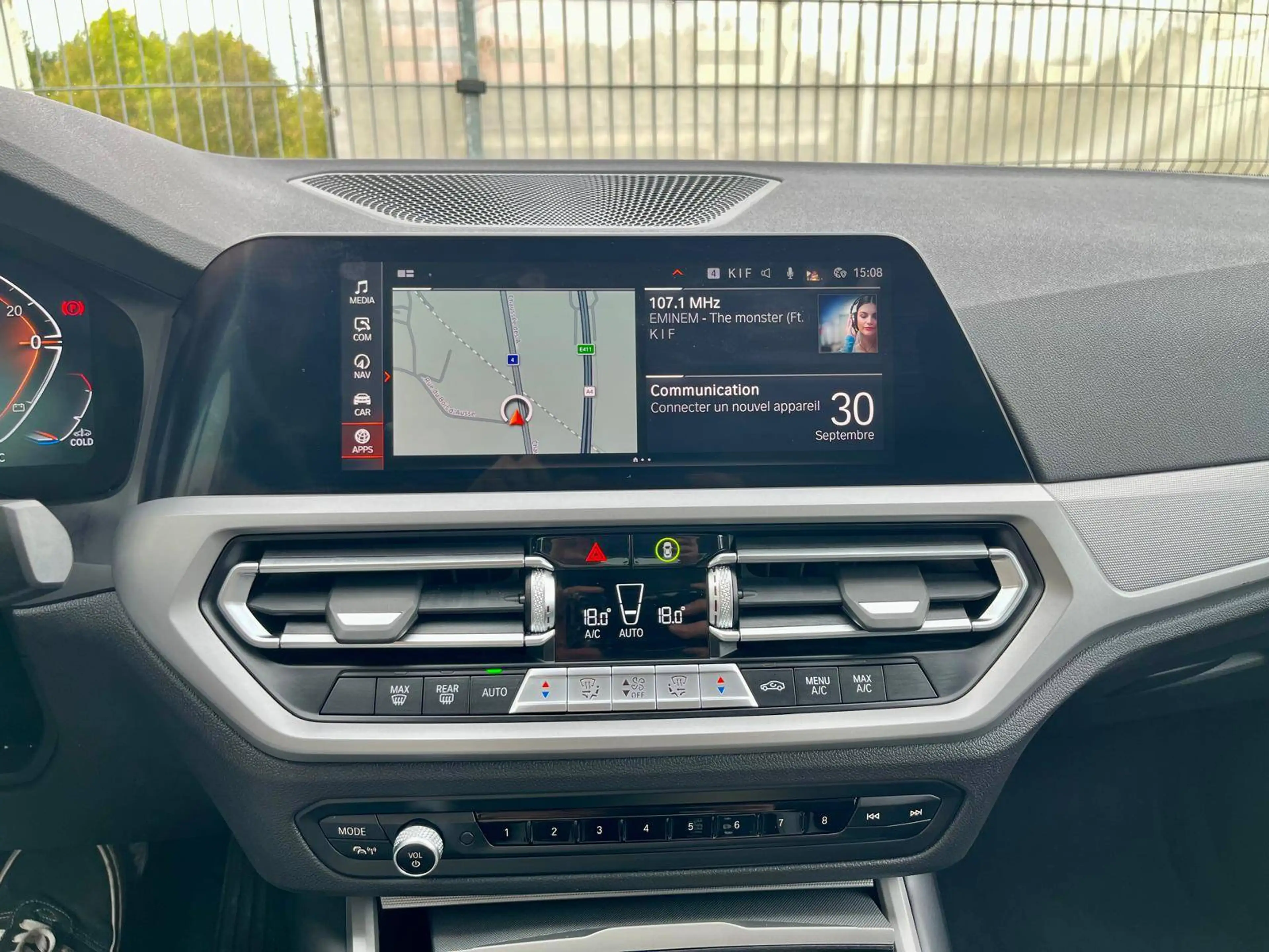 BMW 316 dA MHEV BOITE-AUTO/FULL-LED/NAVI/CARPLAY/MI-CUIR/CLIM-AUTO/PDC — photo 12