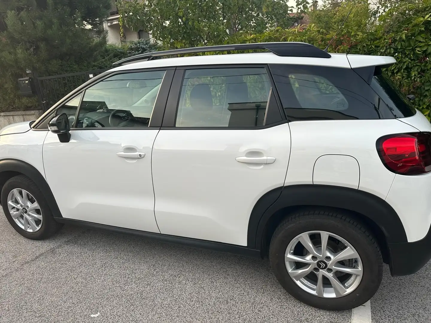 Citroen C3 Aircross BlueHDi 120 S&S EAT6 Feel Weiß - 2