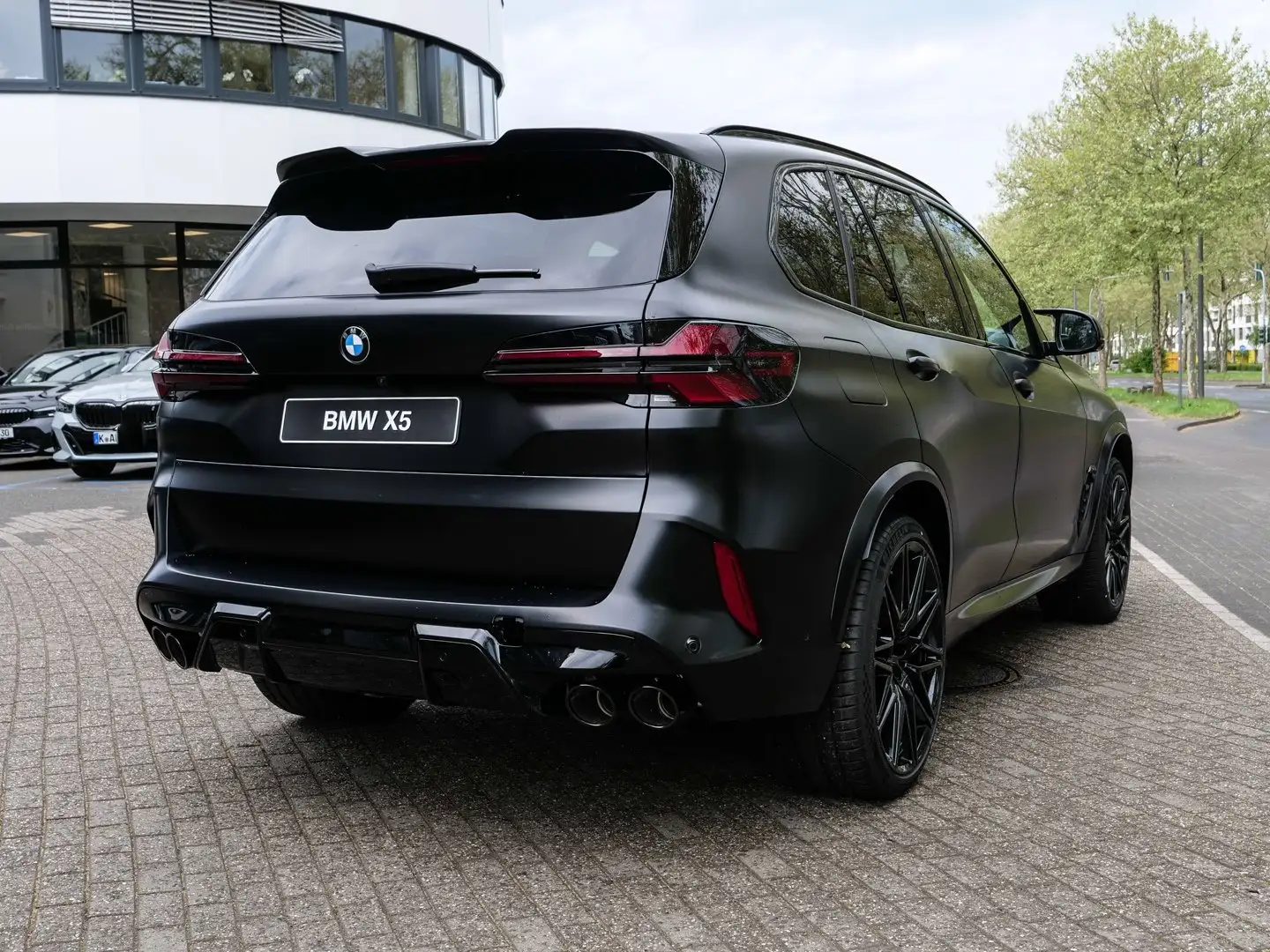 BMW X5 M Competition PANO ACC AHK RFK NAVI DAProf Černá - 2
