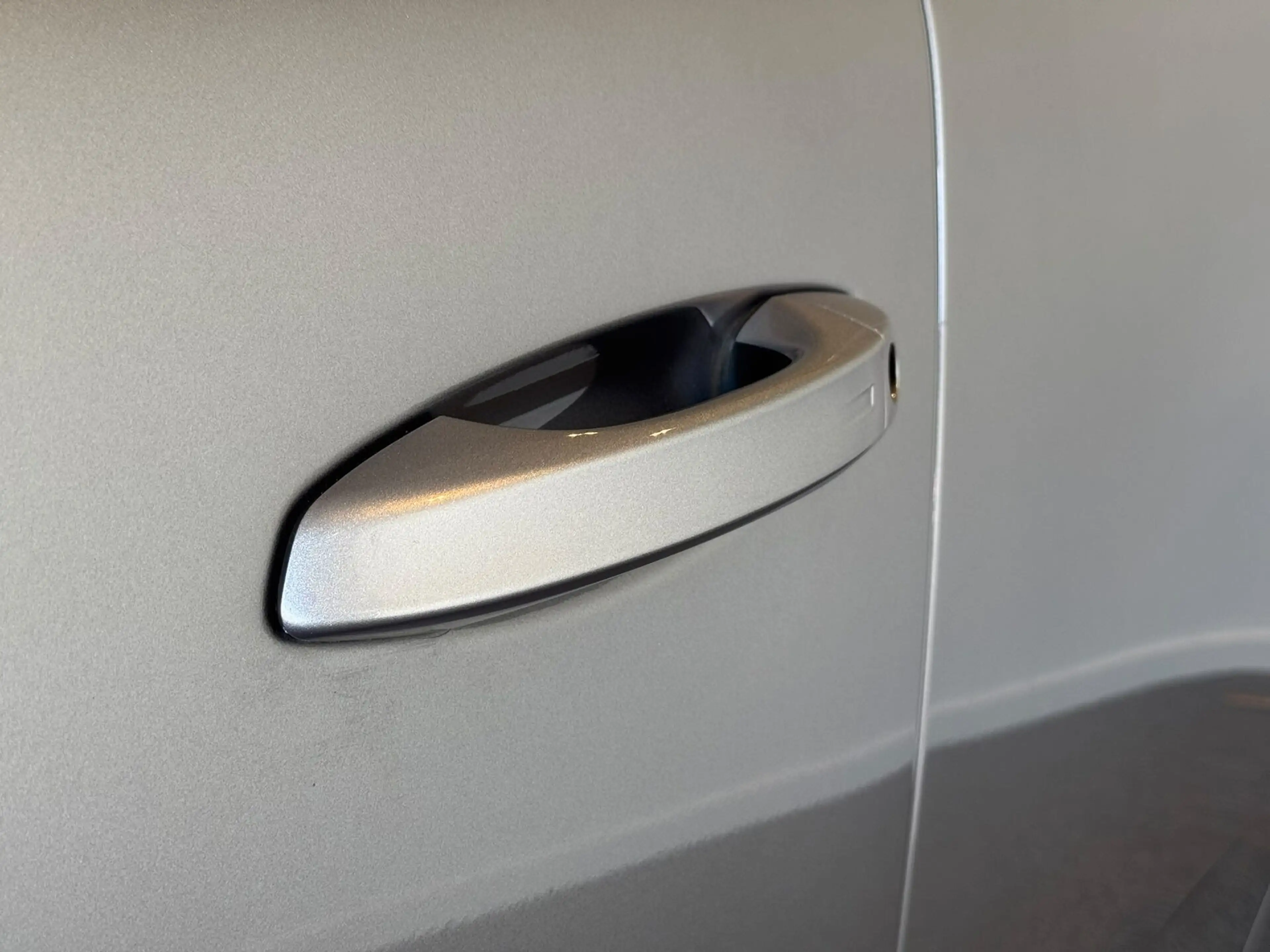 Peugeot 308 e-308 SW Allure EV 54 kWh — photo 11