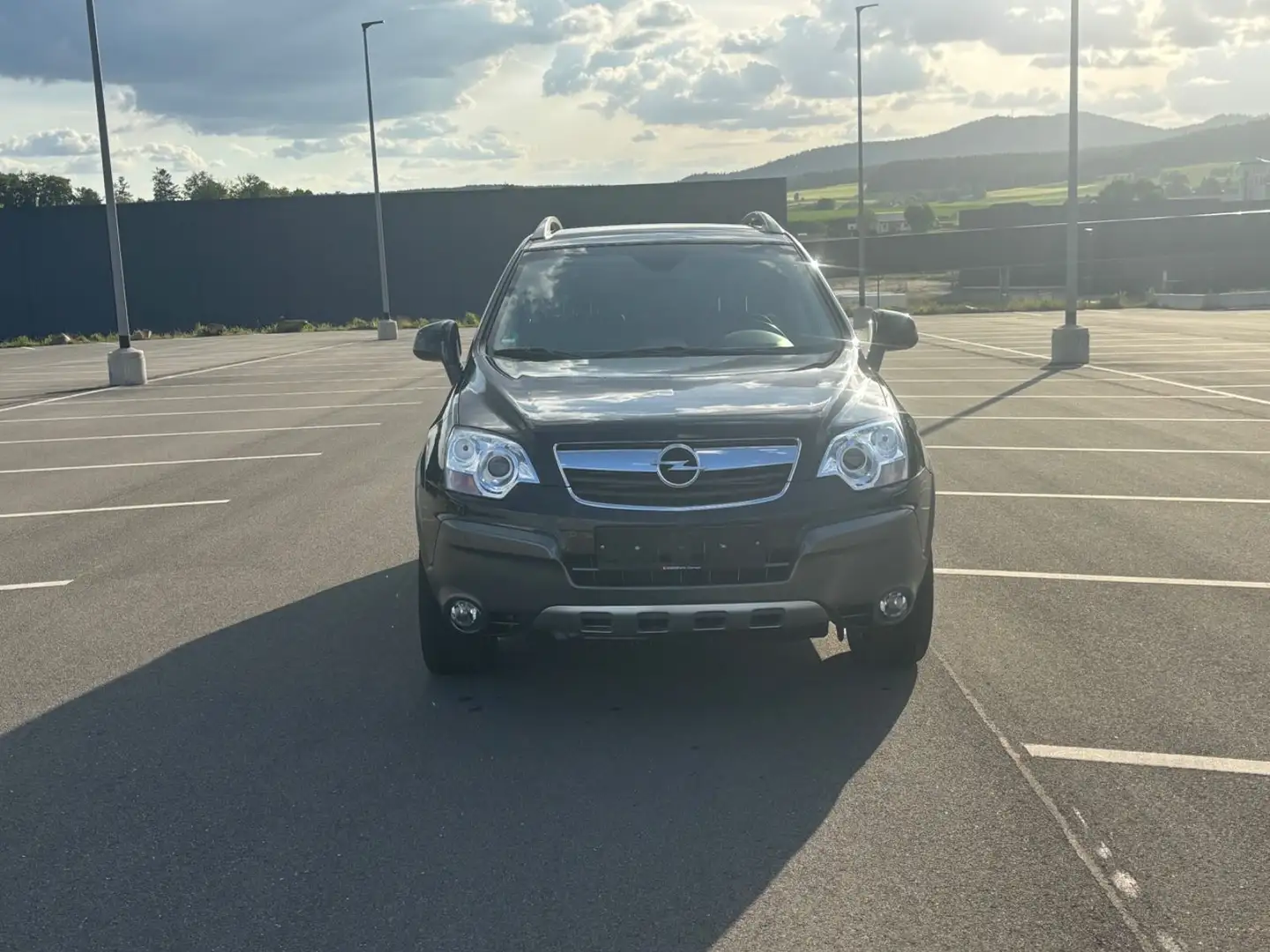 Opel Antara 4x4 TÜV 10/2027 Navi ALU XENON SHZ Black - 2