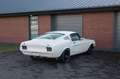 Ford Mustang Fastback Restomod Weiß - thumbnail 13
