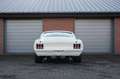 Ford Mustang Fastback Restomod Weiß - thumbnail 4