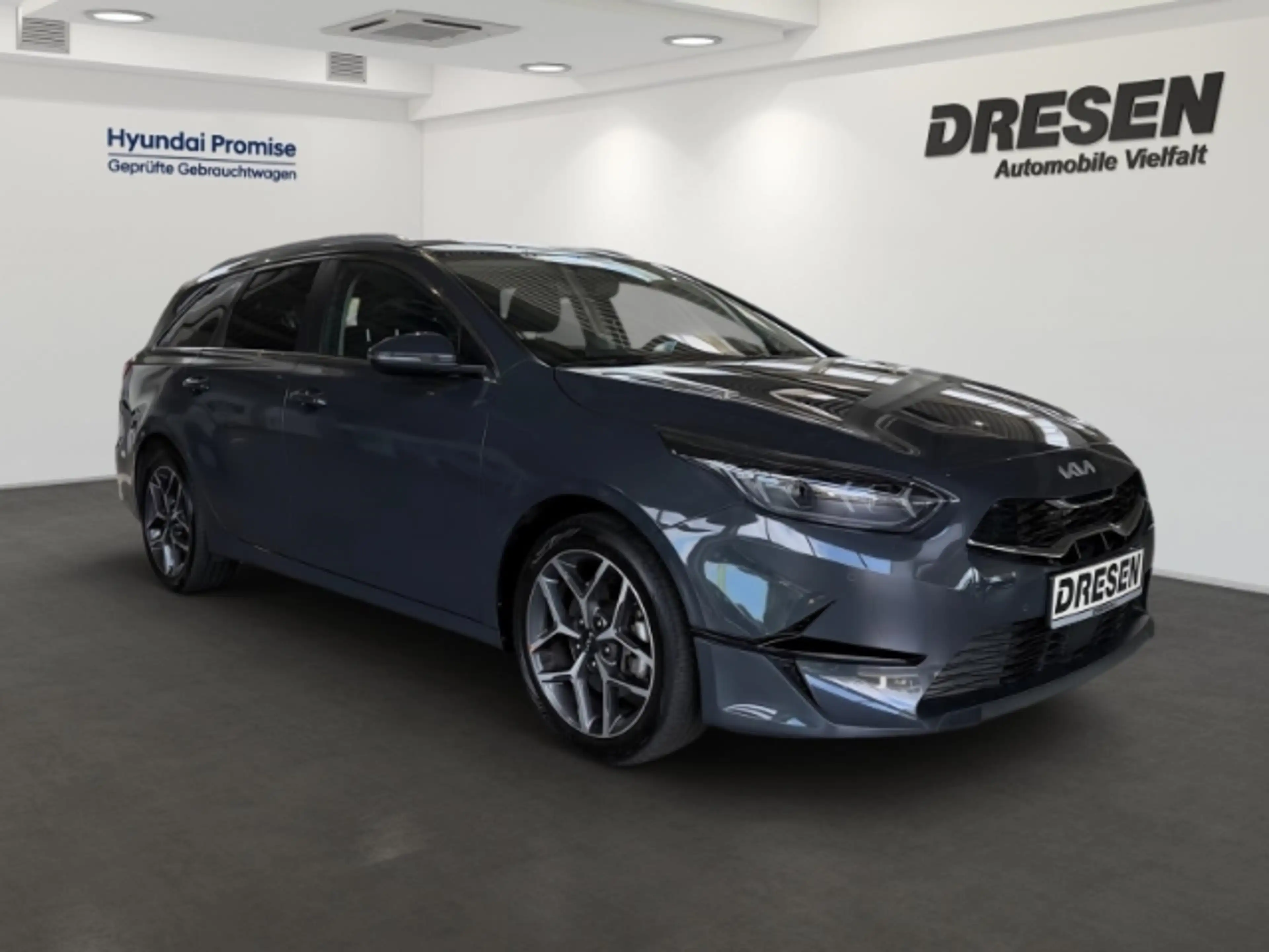 Kia Ceed SW / cee'd SW Sportswagon Edition 1.5 T-GDI Ultimate Navi+Sitzhe — photo 2