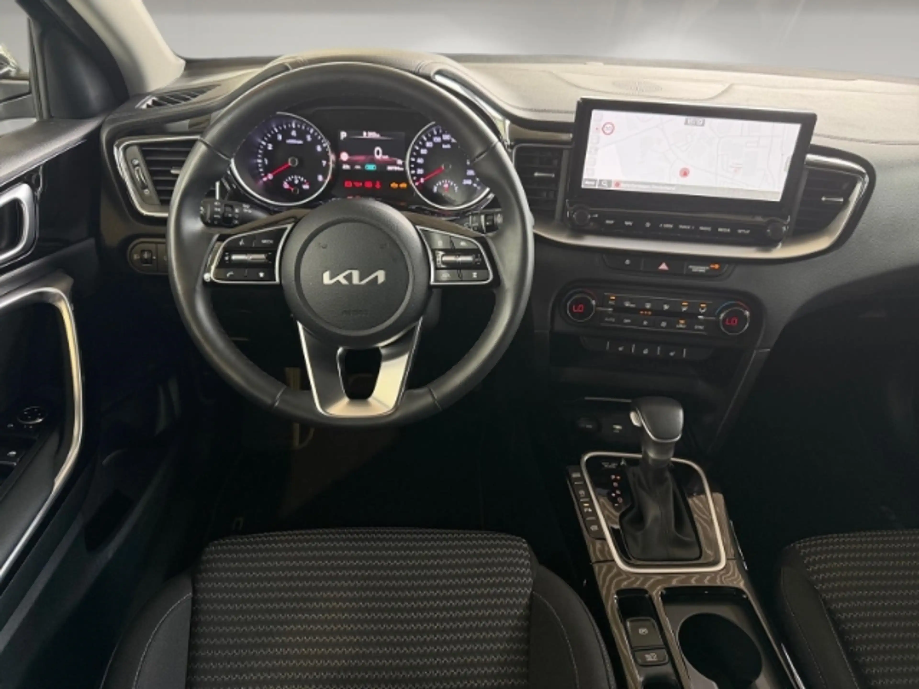 Kia Ceed SW / cee'd SW Sportswagon Edition 1.5 T-GDI Ultimate Navi+Sitzhe — photo 10