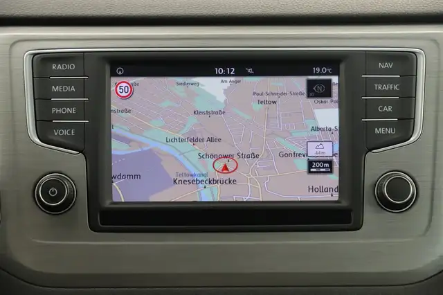 Volkswagen Golf Sportsvan view 17