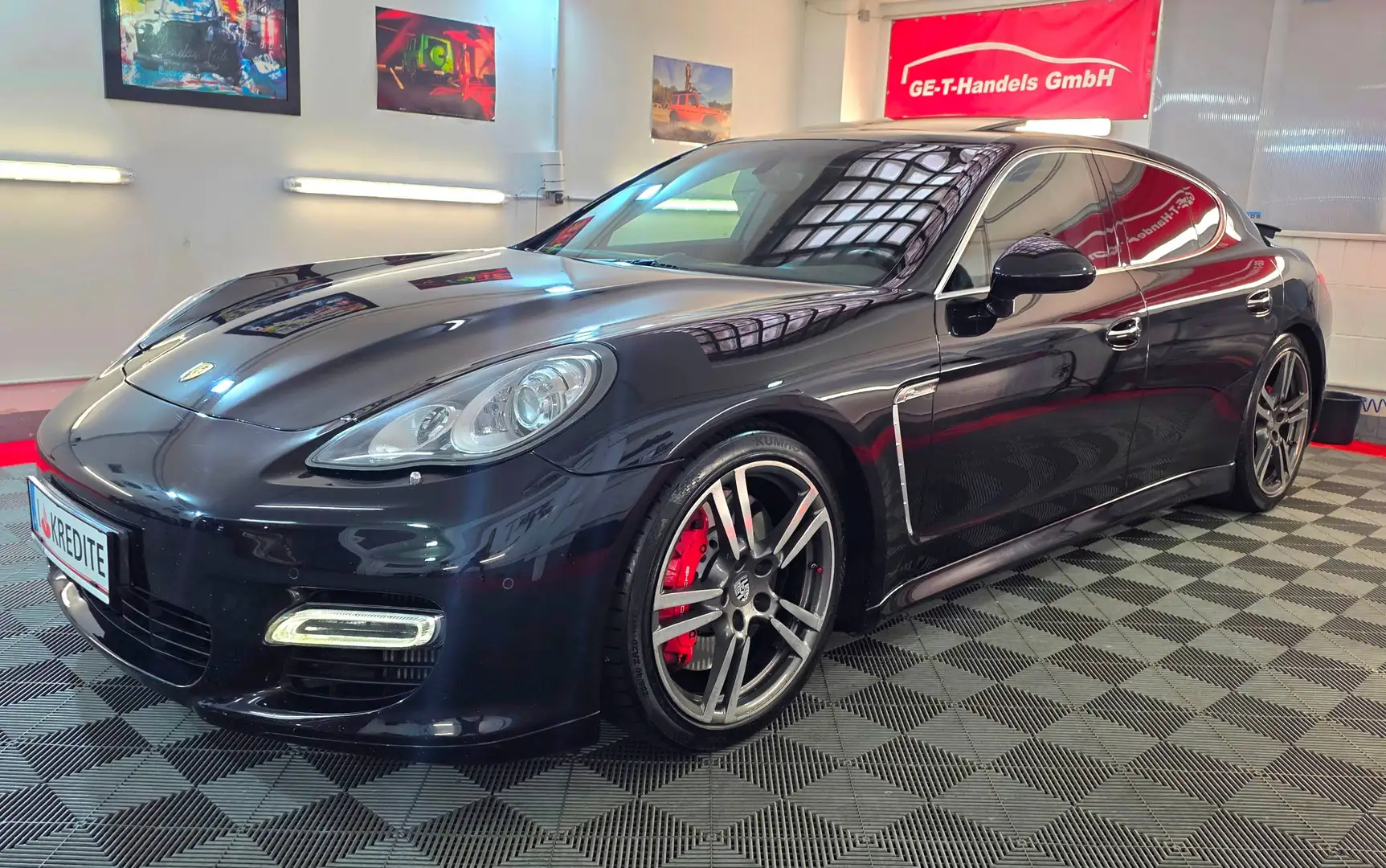 Porsche Panamera Turbo DSG LED Sport-Chrono Schiebedach Schwarz - 1