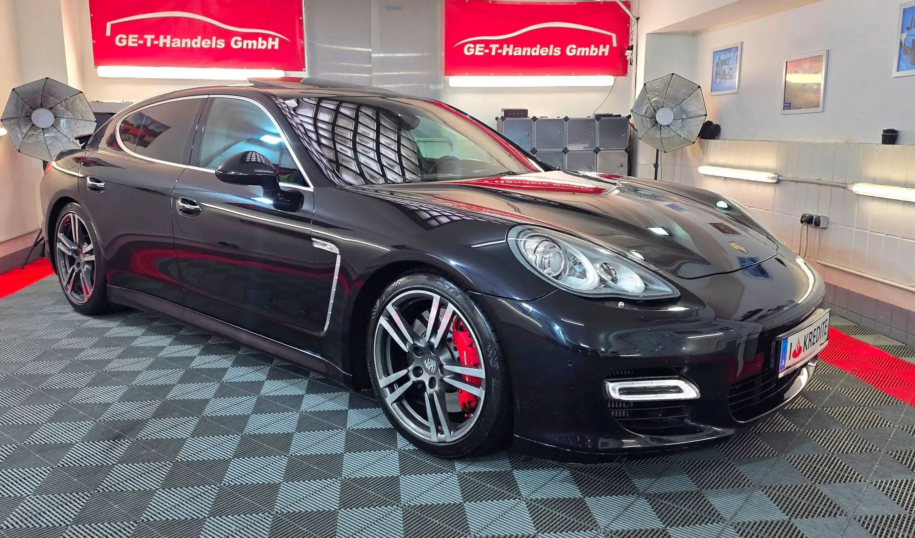 Porsche Panamera Turbo DSG LED Sport-Chrono Schiebedach Schwarz - 2