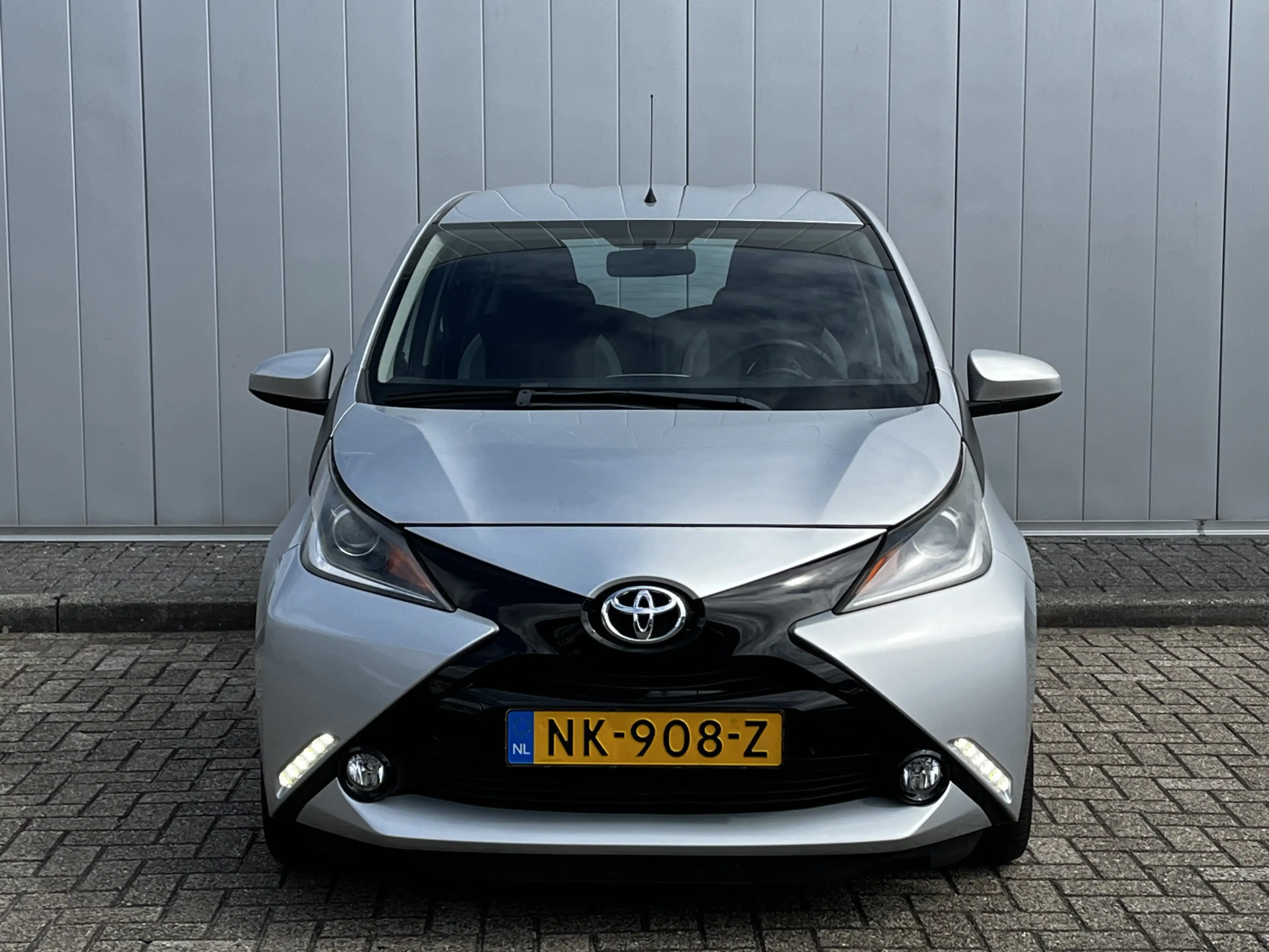 Toyota Aygo 1.0 VVT-i x-play Airco camera Slechts 37178 km — photo 3