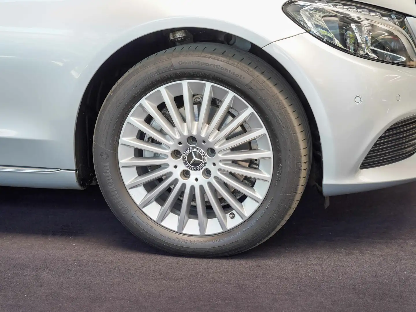 Mercedes-Benz C 220 C 220 d EXCLUSIVE COMAND Ambientebeleuchtung LED srebrna - 2