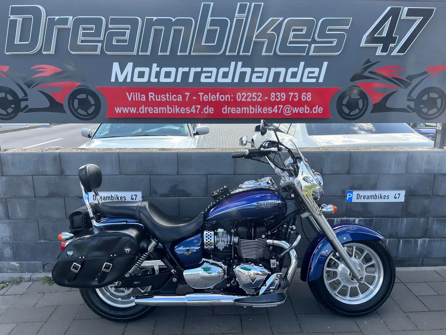 Triumph America LT **NEUZUSTAND**SCHEIBE**TASCHEN**SISSYBAR** Blue - 1