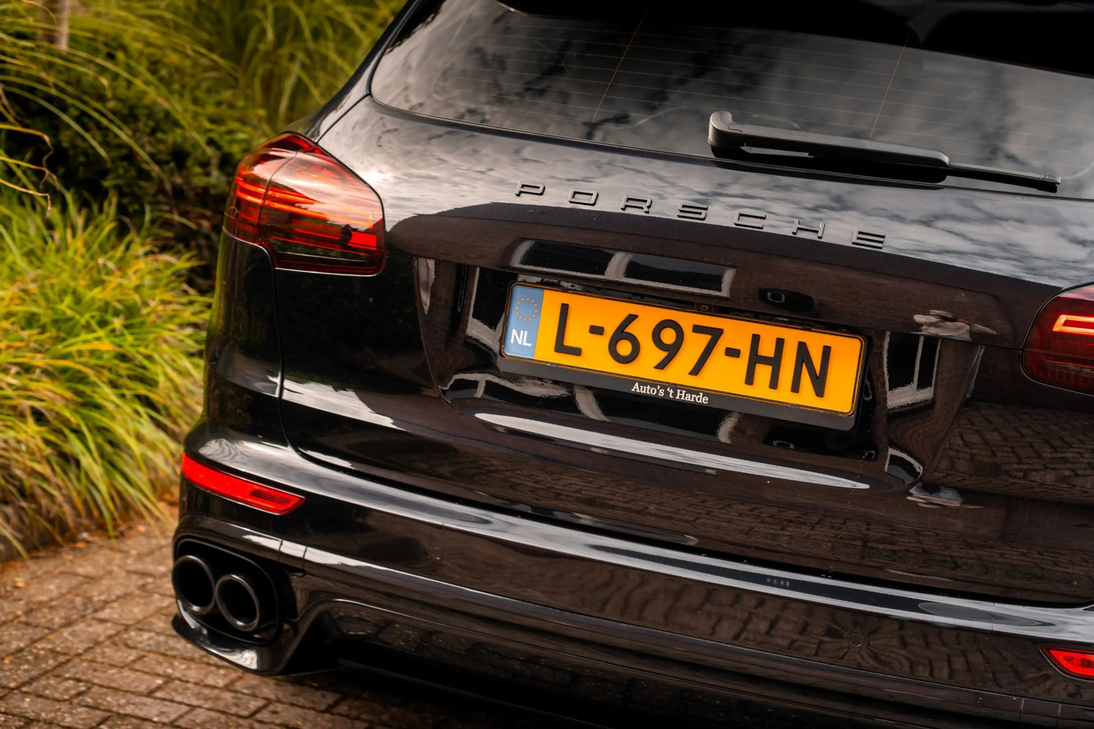 Porsche Cayenne 3.0 S E-Hybrid 416 PK Adaptive Sport Chrono Trekha — photo 42