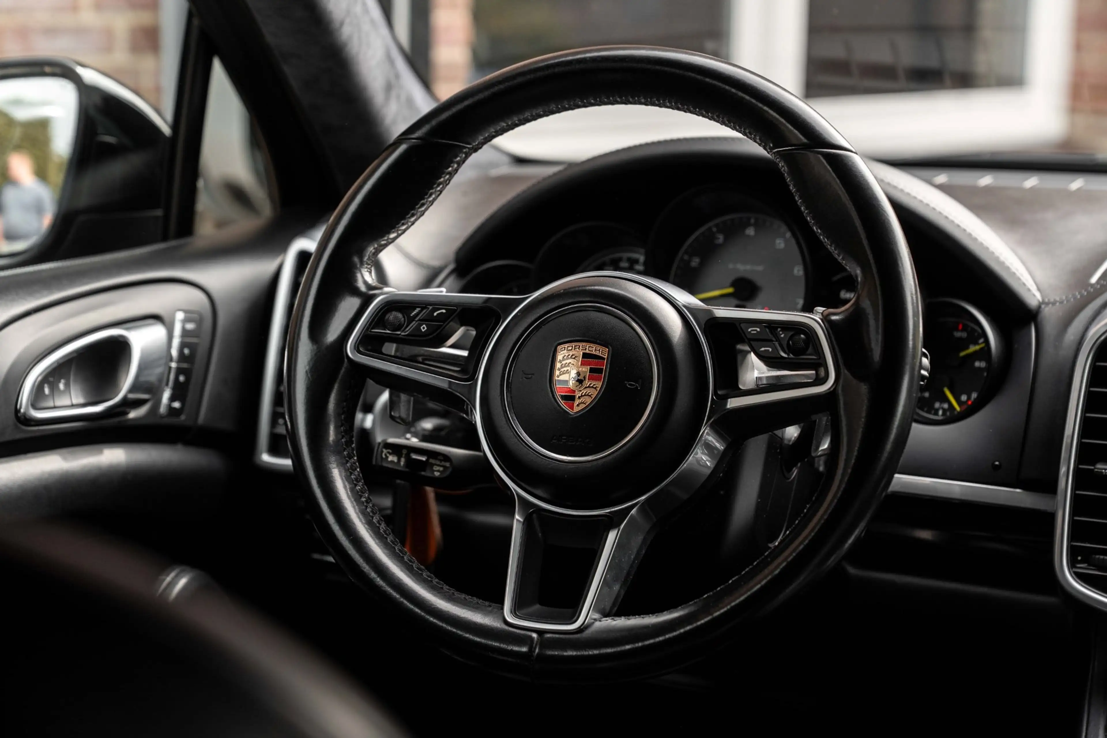 Porsche Cayenne 3.0 S E-Hybrid 416 PK Adaptive Sport Chrono Trekha — photo 13