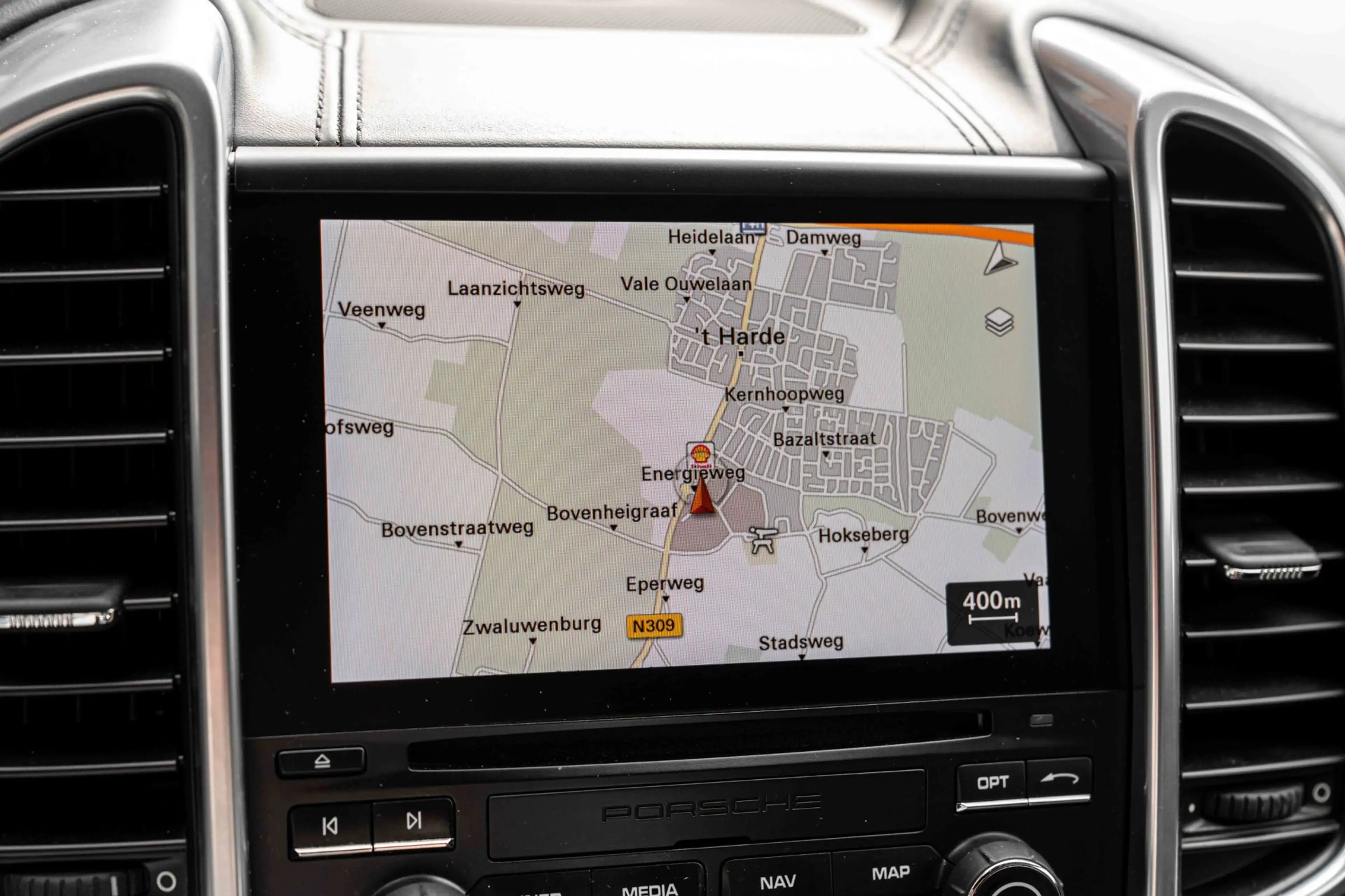 Porsche Cayenne 3.0 S E-Hybrid 416 PK Adaptive Sport Chrono Trekha — photo 23