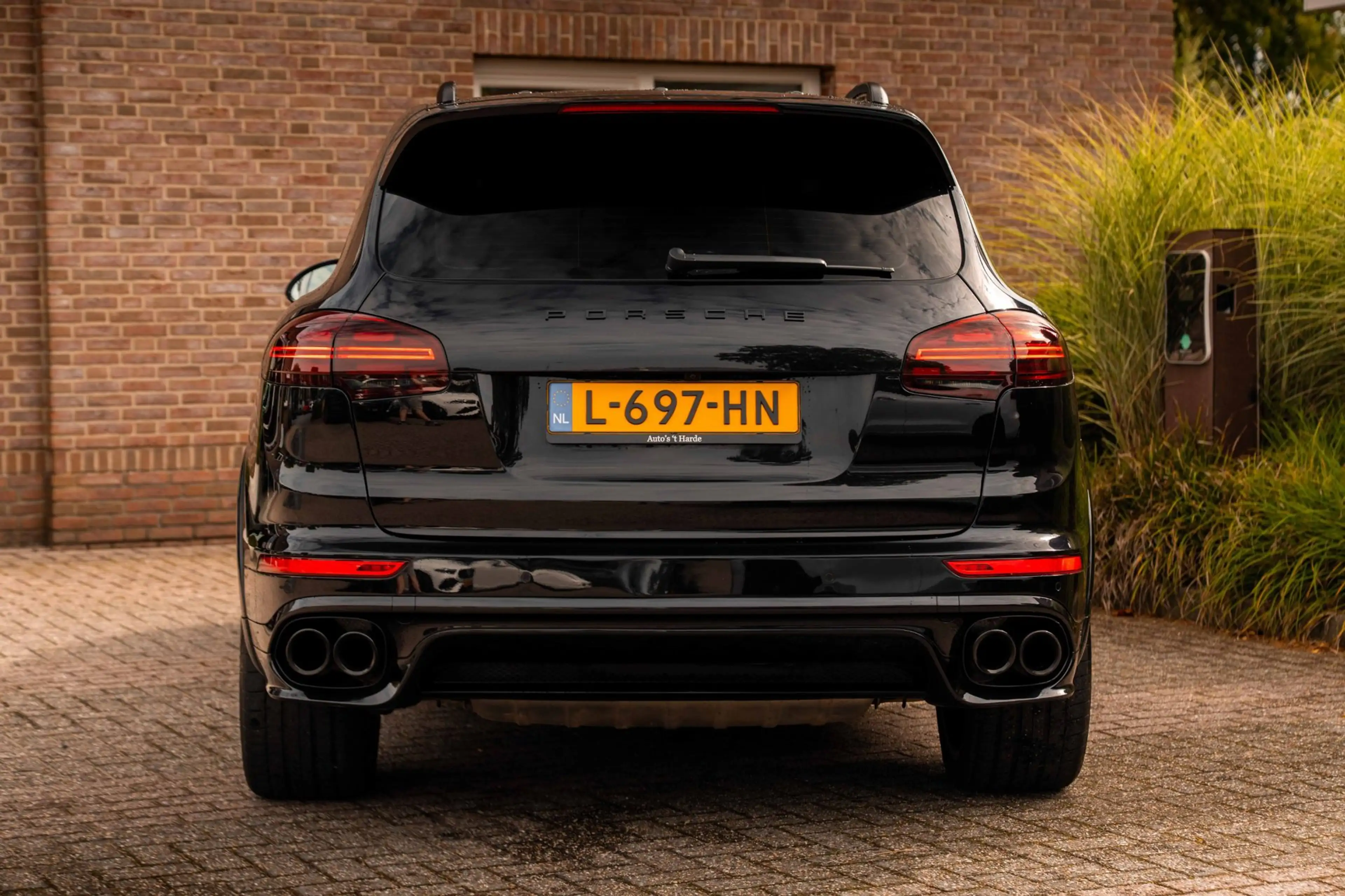 Porsche Cayenne 3.0 S E-Hybrid 416 PK Adaptive Sport Chrono Trekha — photo 7