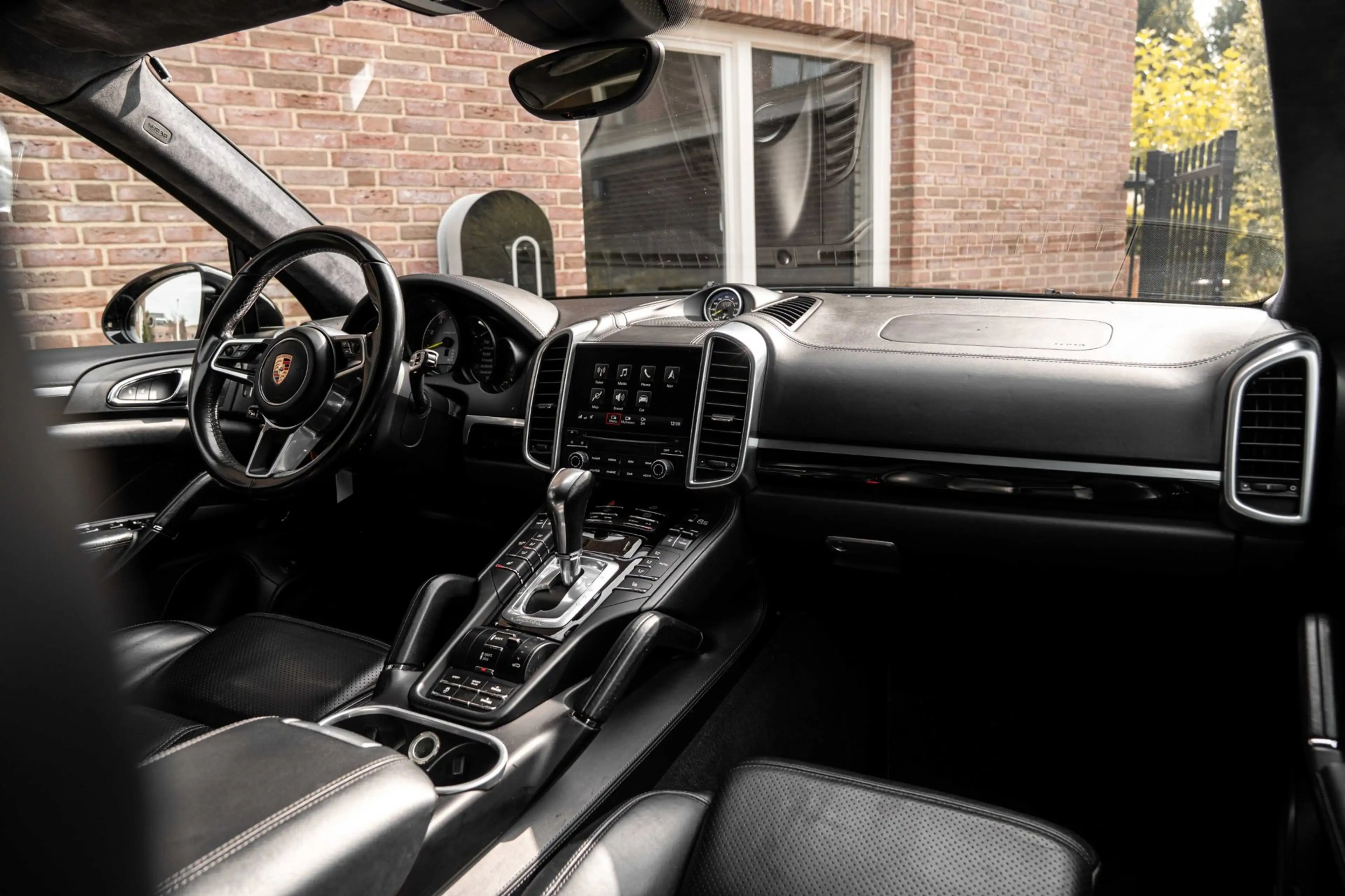 Porsche Cayenne 3.0 S E-Hybrid 416 PK Adaptive Sport Chrono Trekha — photo 21