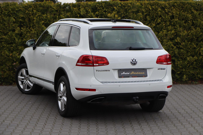 Volkswagen Touareg 3.0 TSI 380PK Hybrid Highline | Pano ☀️ | 3500KG 🔗 — photo 2