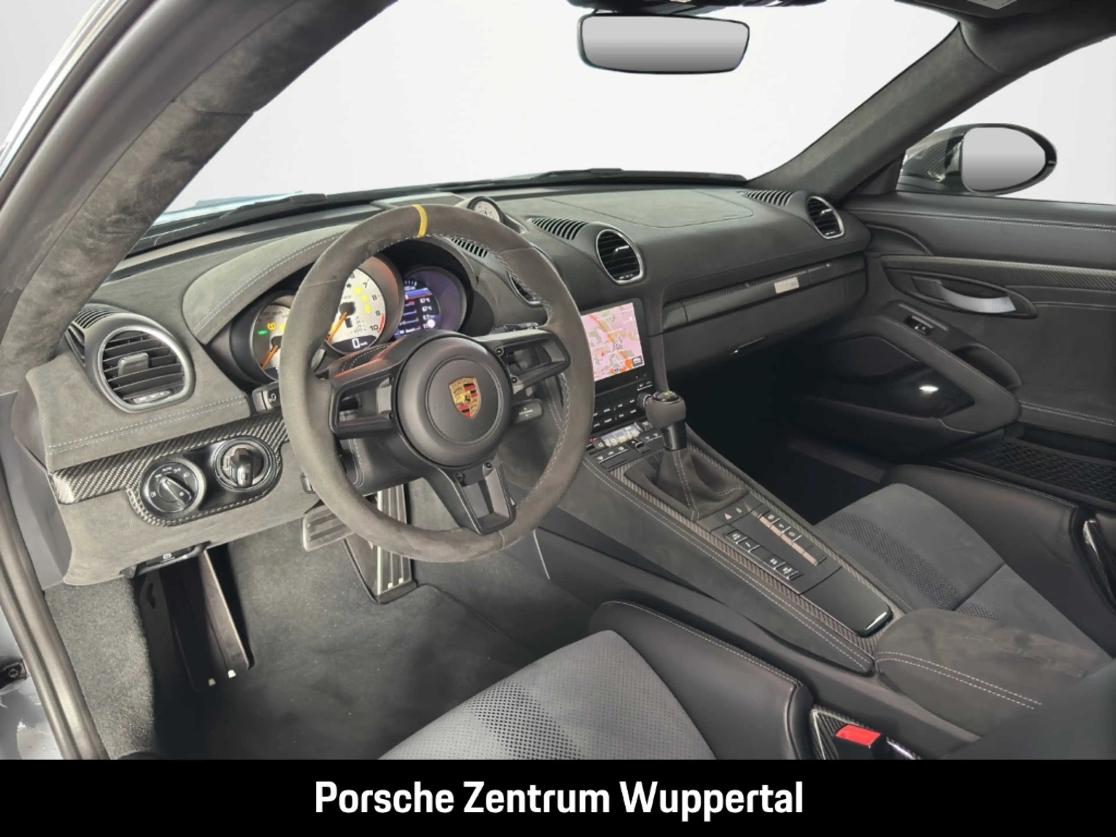 Porsche Cayman 718 GT4 RS — photo 12