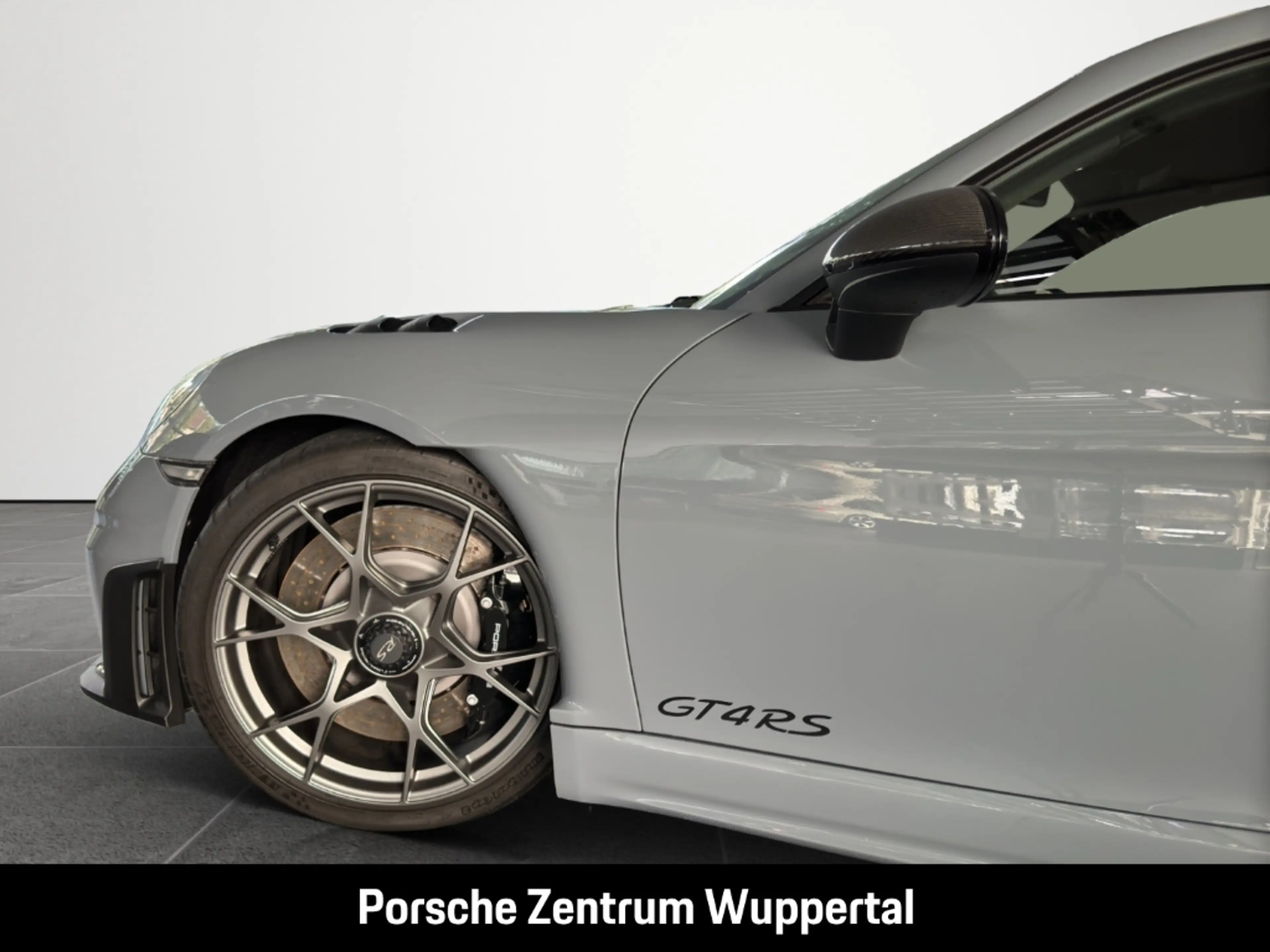 Porsche Cayman 718 GT4 RS — photo 9