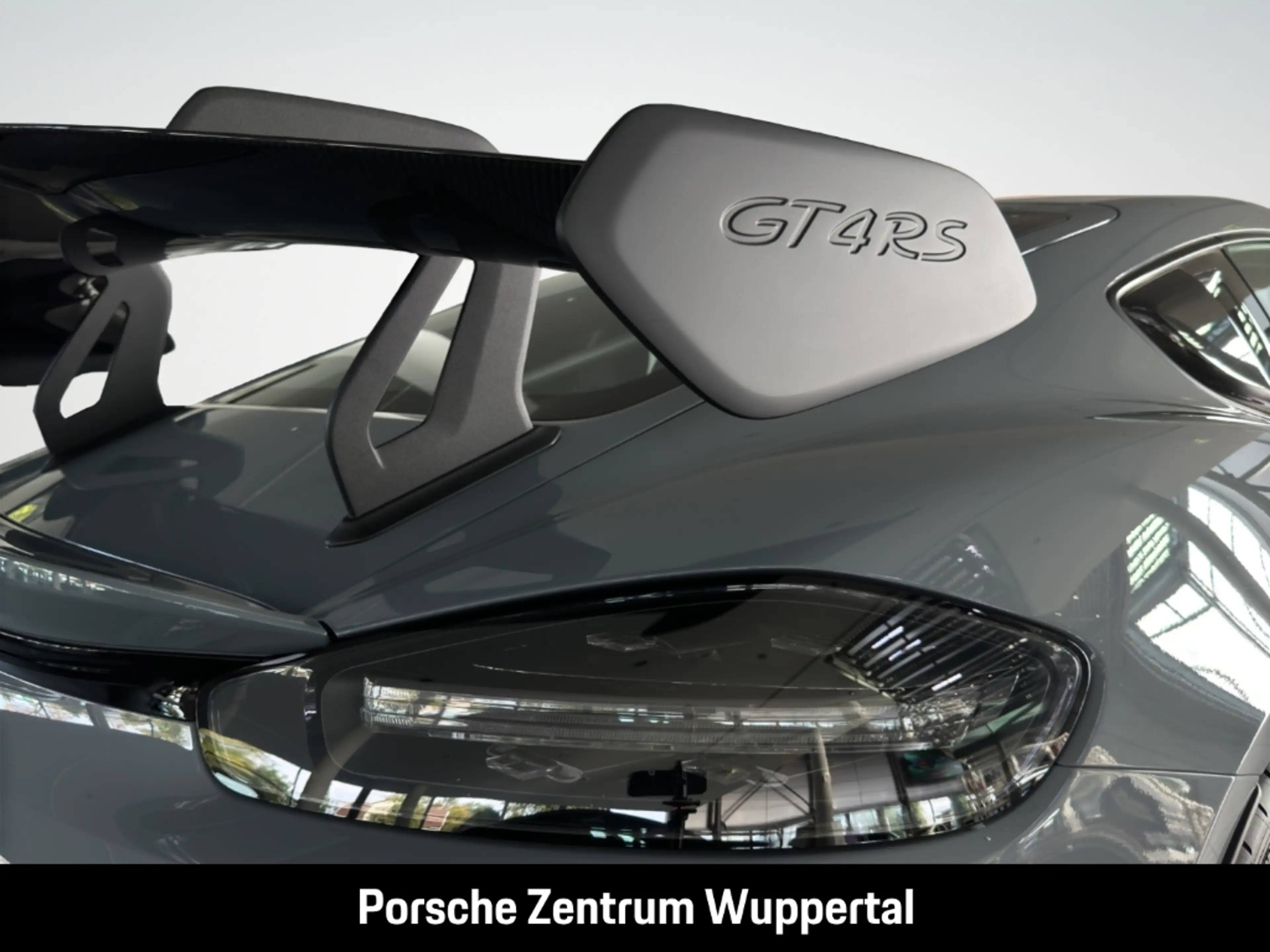 Porsche Cayman 718 GT4 RS — photo 10
