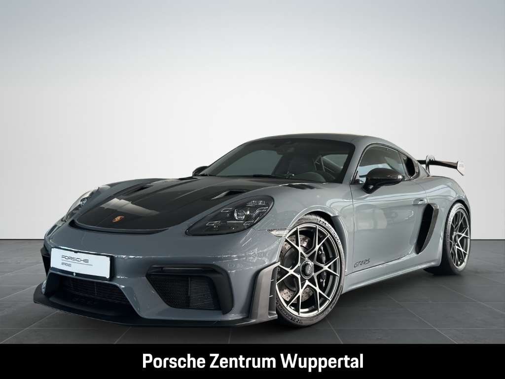 2022 Porsche Cayman