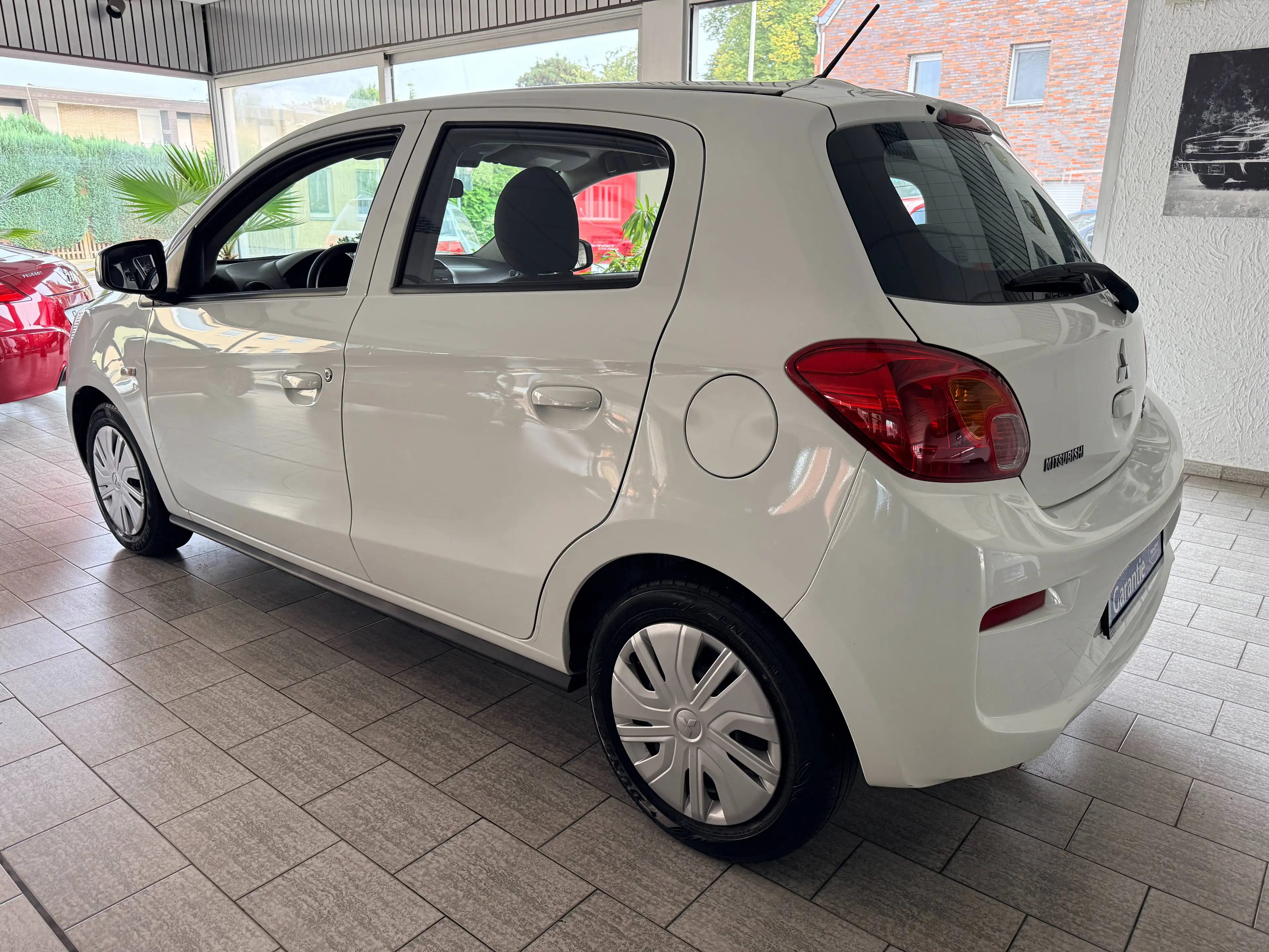 Mitsubishi Space Star 1.0 *DIAMANT EDITION* — photo 2