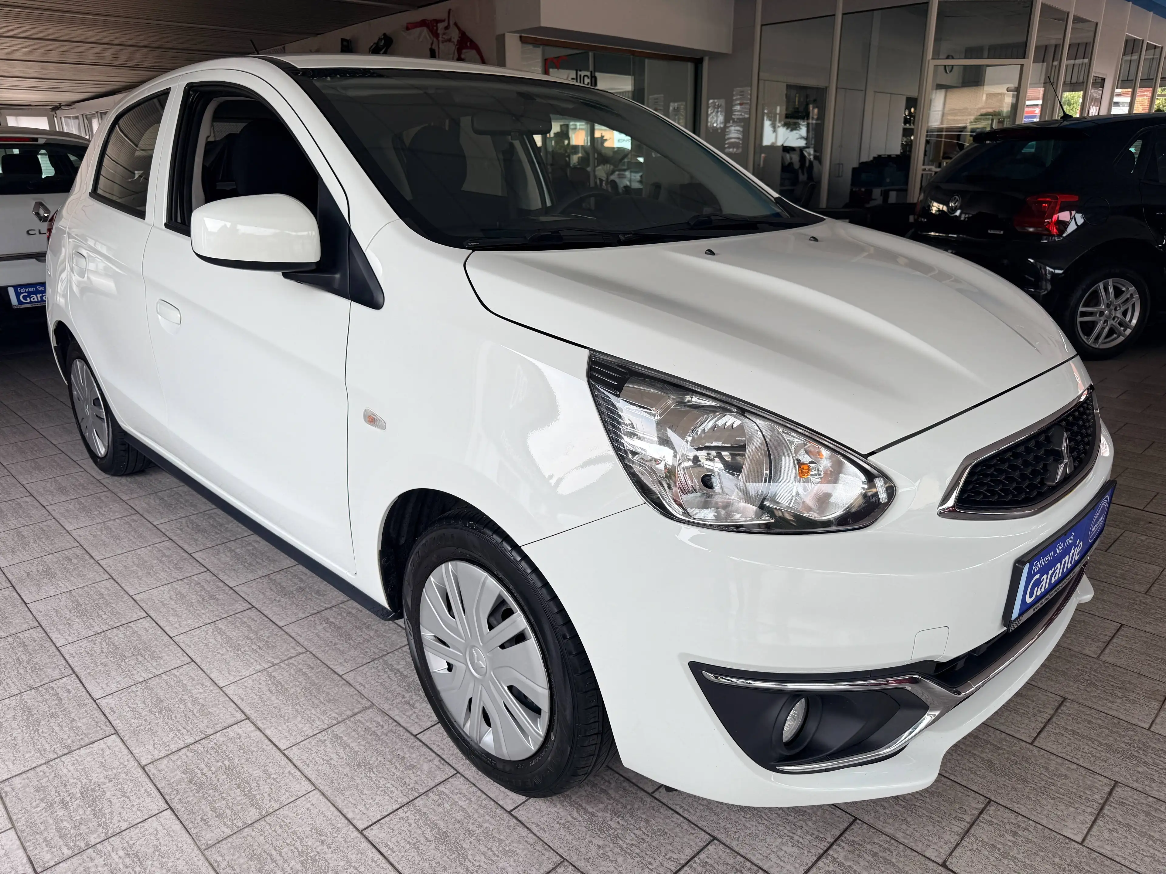 Mitsubishi Space Star 1.0 *DIAMANT EDITION* — photo 4