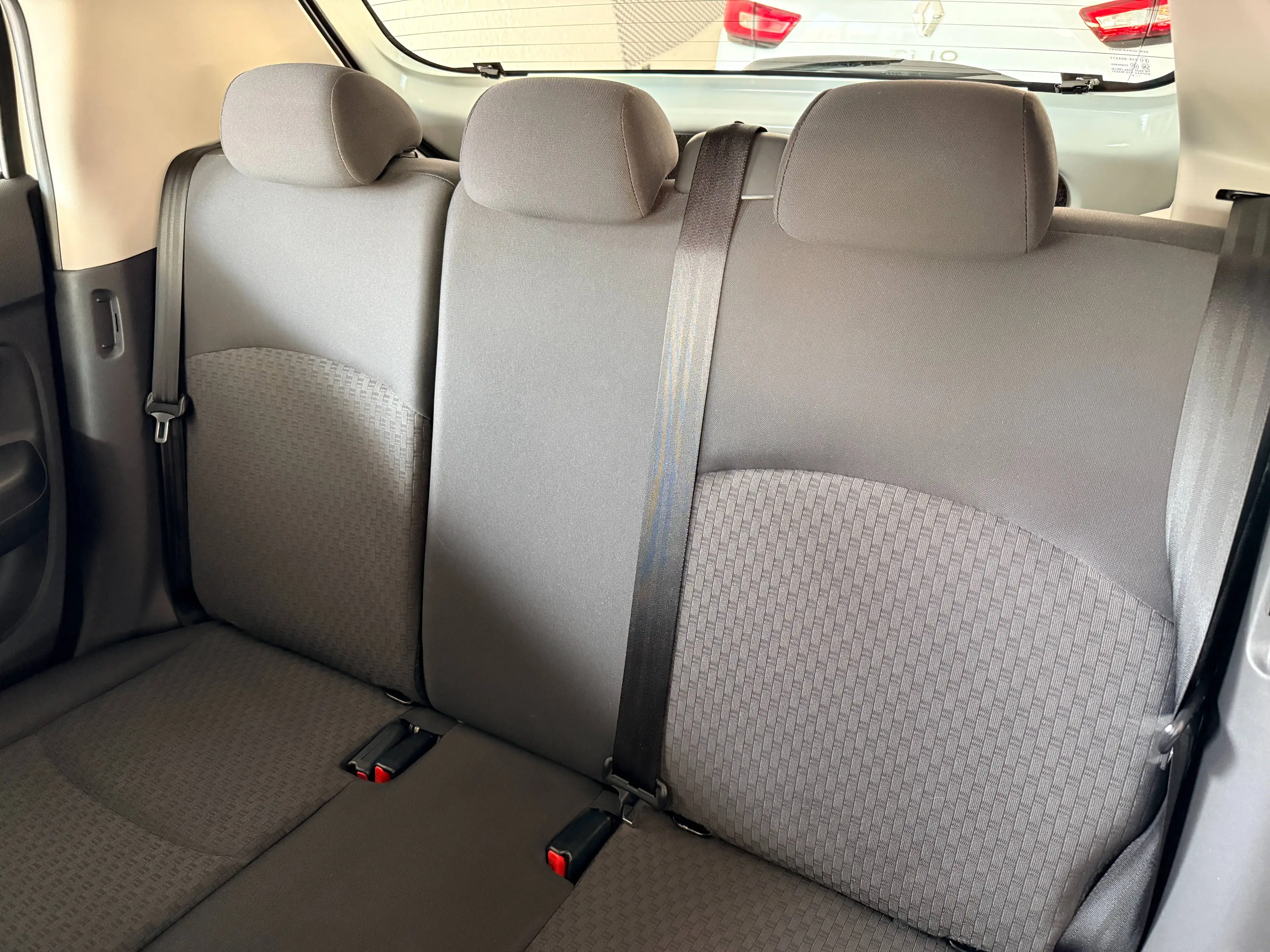 Mitsubishi Space Star 1.0 *DIAMANT EDITION* — photo 11