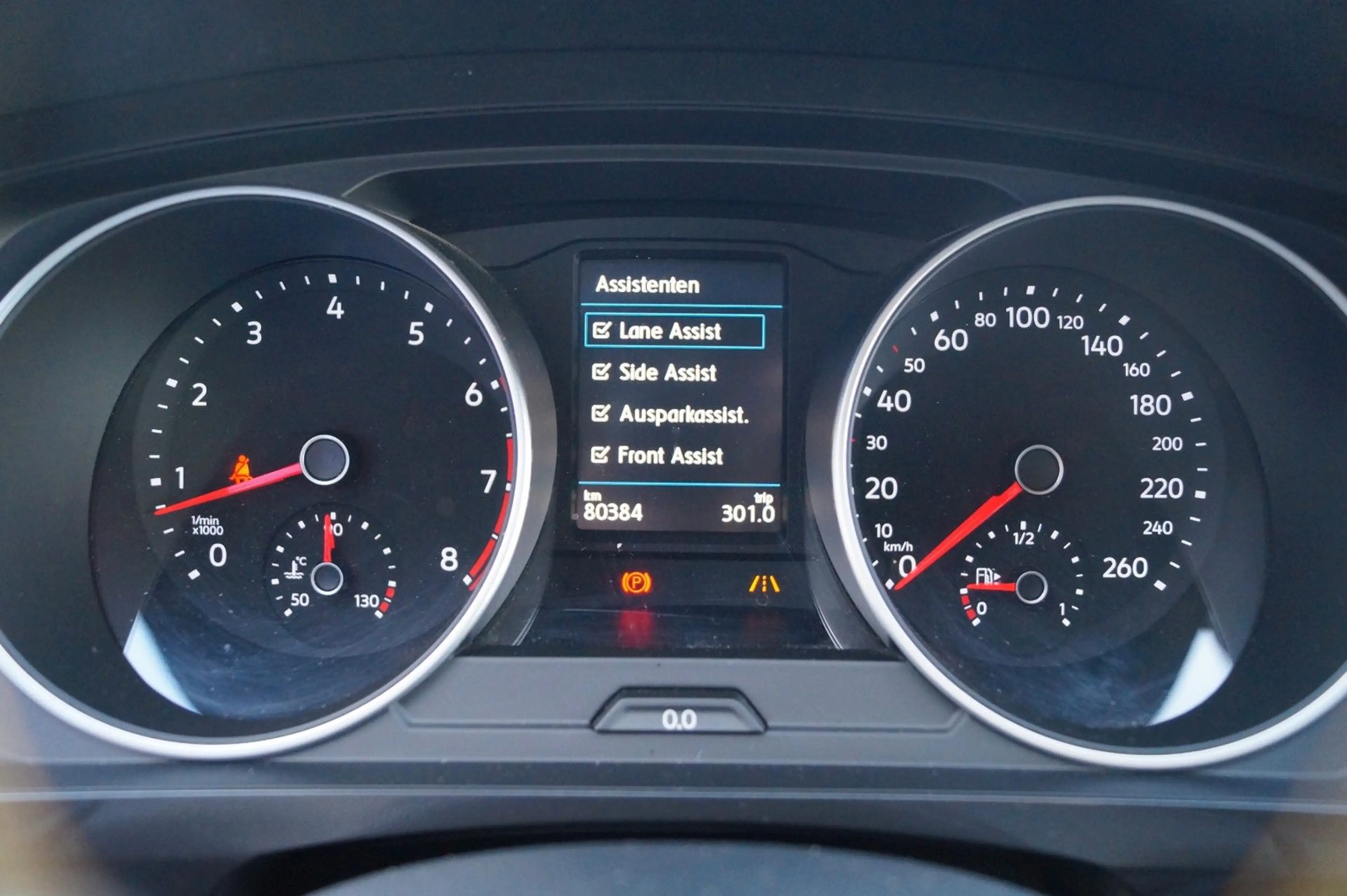 Volkswagen Tiguan *R-Line*Navi*elekHeck*AHK*LED*APP*SHZ*PDC — photo 11