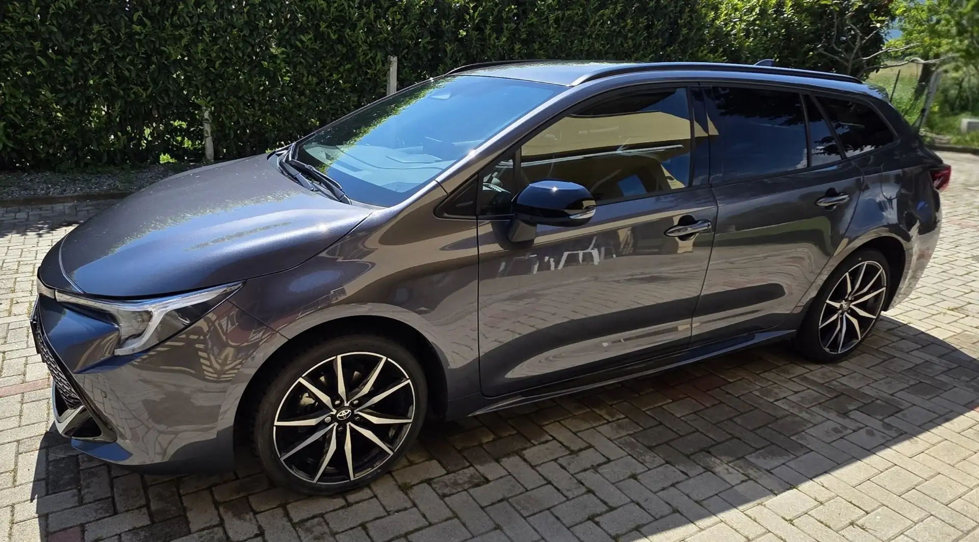 Toyota Corolla Touring Sports 1.8h GR Sport auto - 1