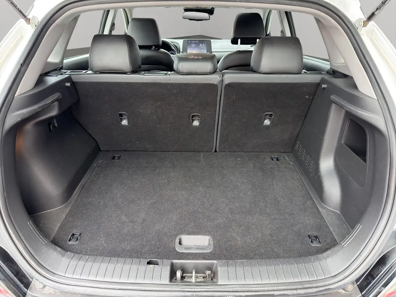 Hyundai KONA photo Hyundai KONA