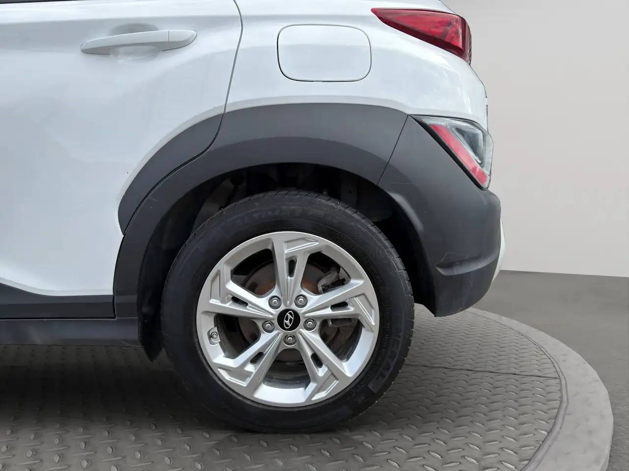 Hyundai KONA photo Hyundai KONA