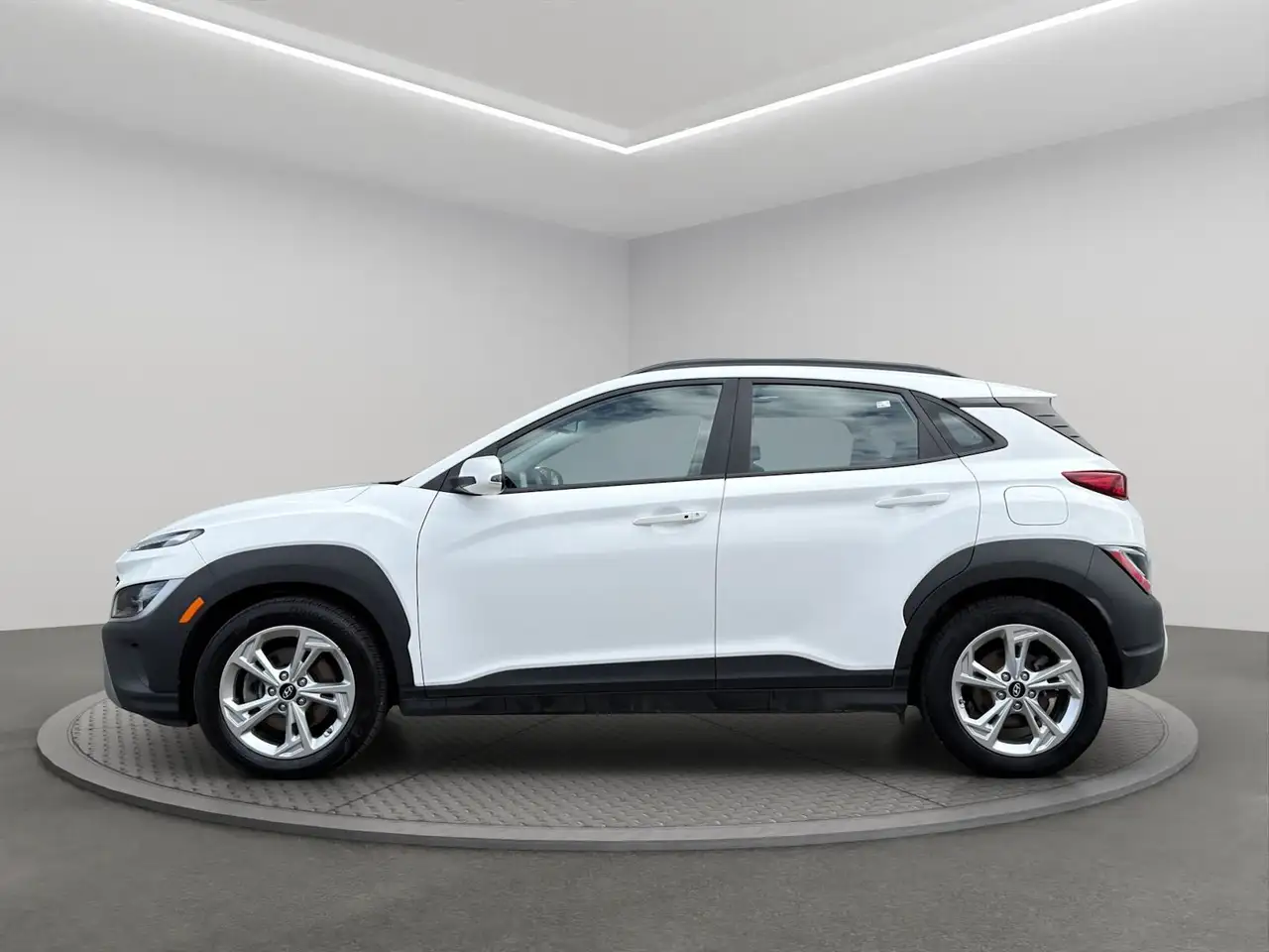 Hyundai KONA photo Hyundai KONA
