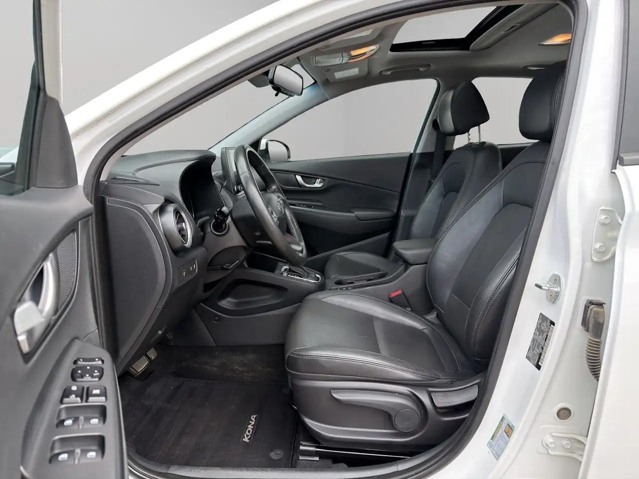 Hyundai KONA photo Hyundai KONA