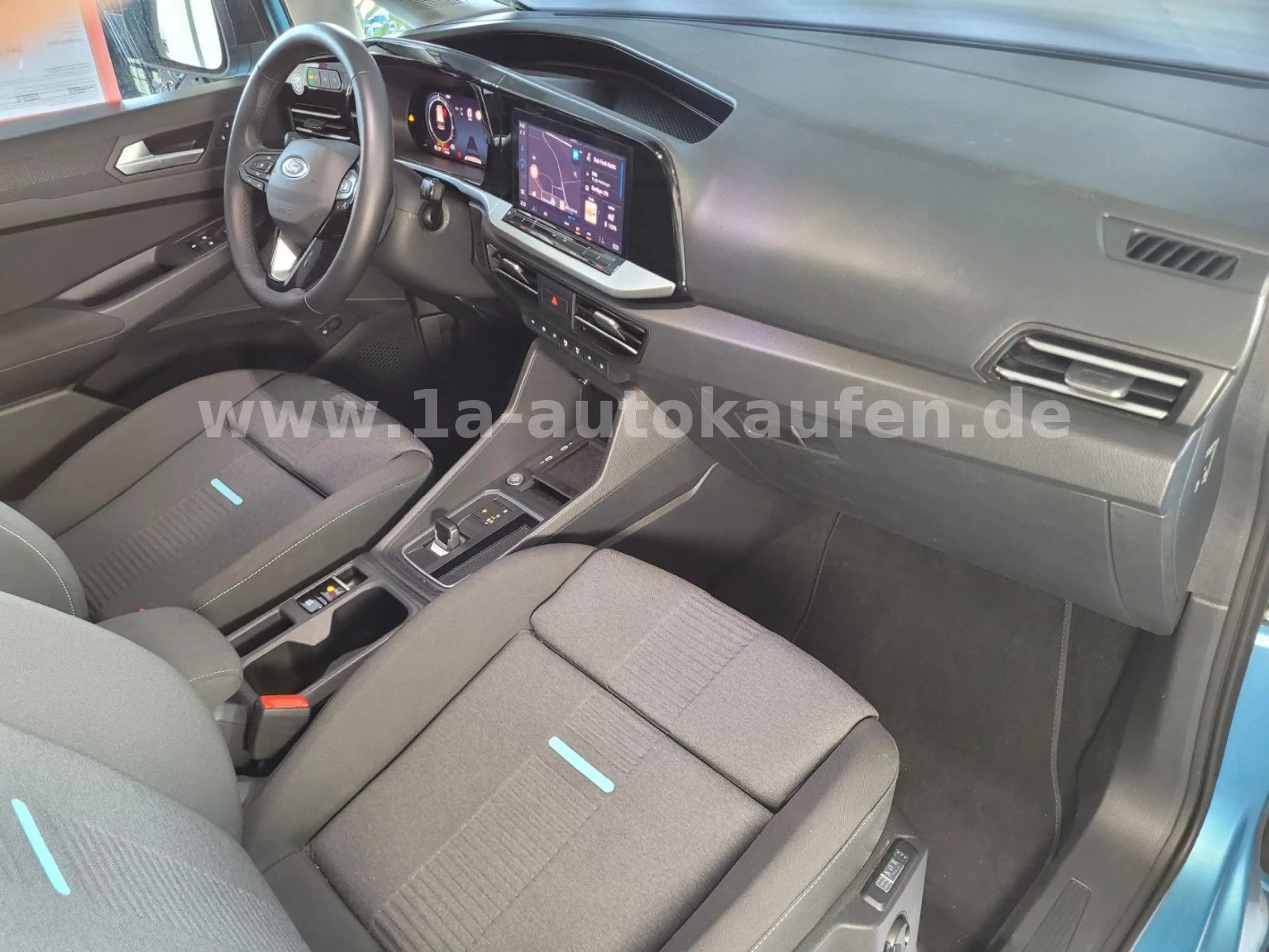 Ford Tourneo Connect L1 Plug-in Hybrid Active m. AHK — photo 6