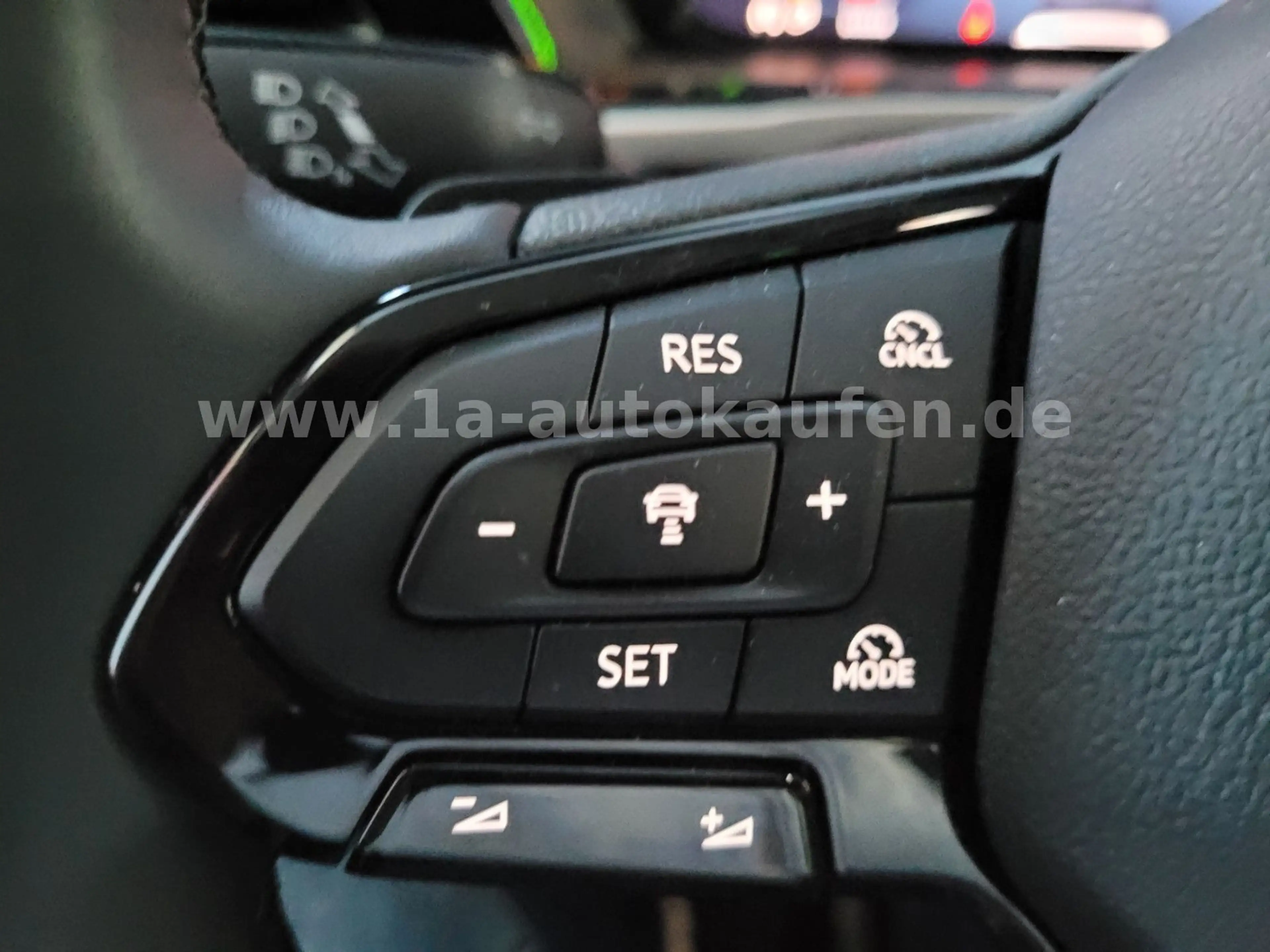 Ford Tourneo Connect L1 Plug-in Hybrid Active m. AHK — photo 10