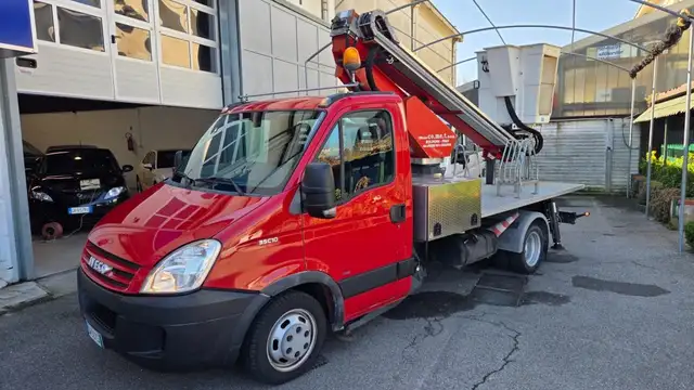 Iveco Daily (2009-11) 29L10 2.3 Hpi PM CESTELLO TELES. COMET