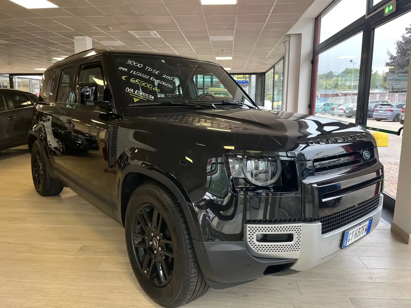 Land Rover Defender Defender 110 3.0d i6 mhev X-Dynamic HSE awd 200cv Schwarz - 1
