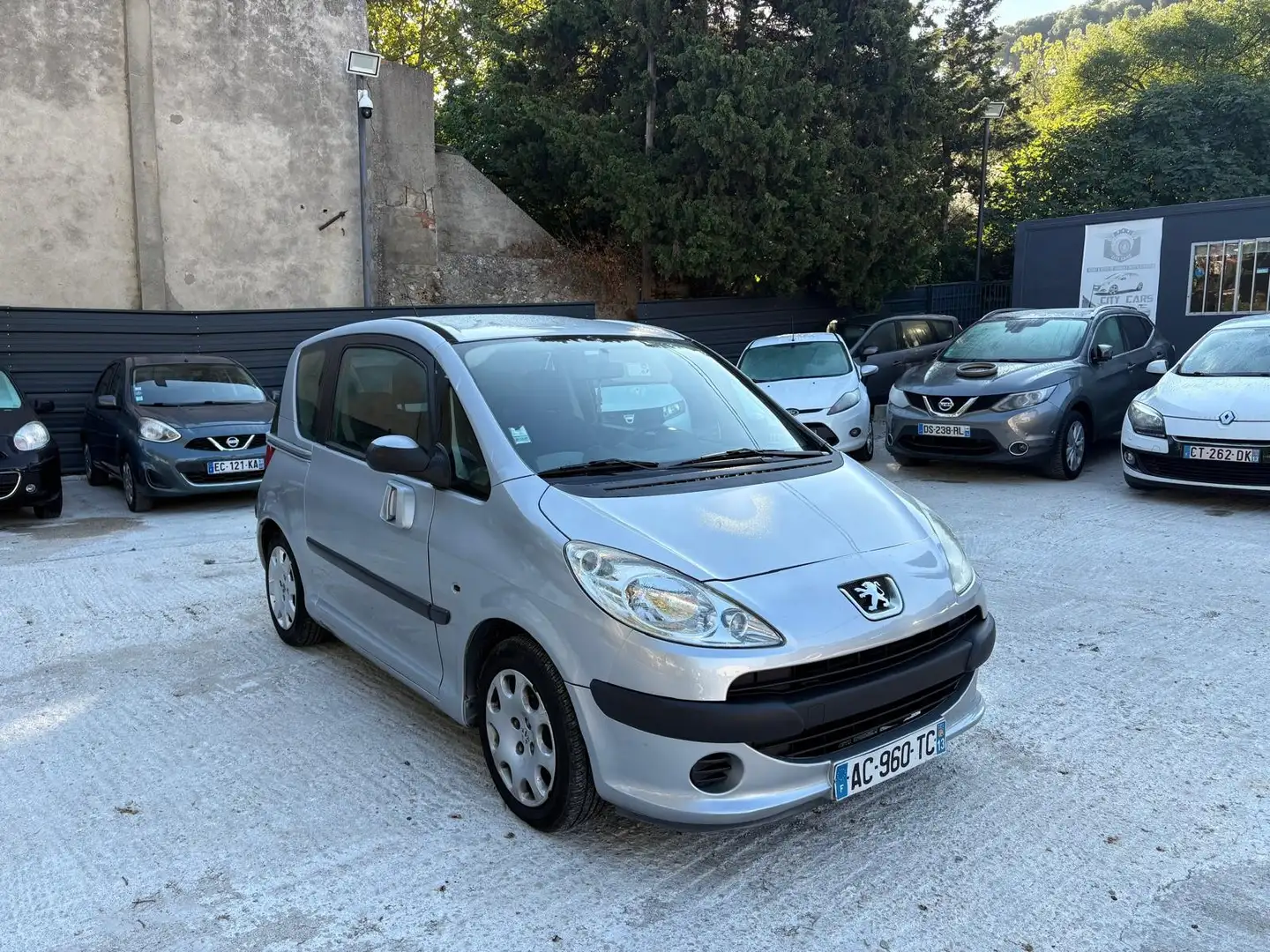 Peugeot 1007 Trendy Grau - 1