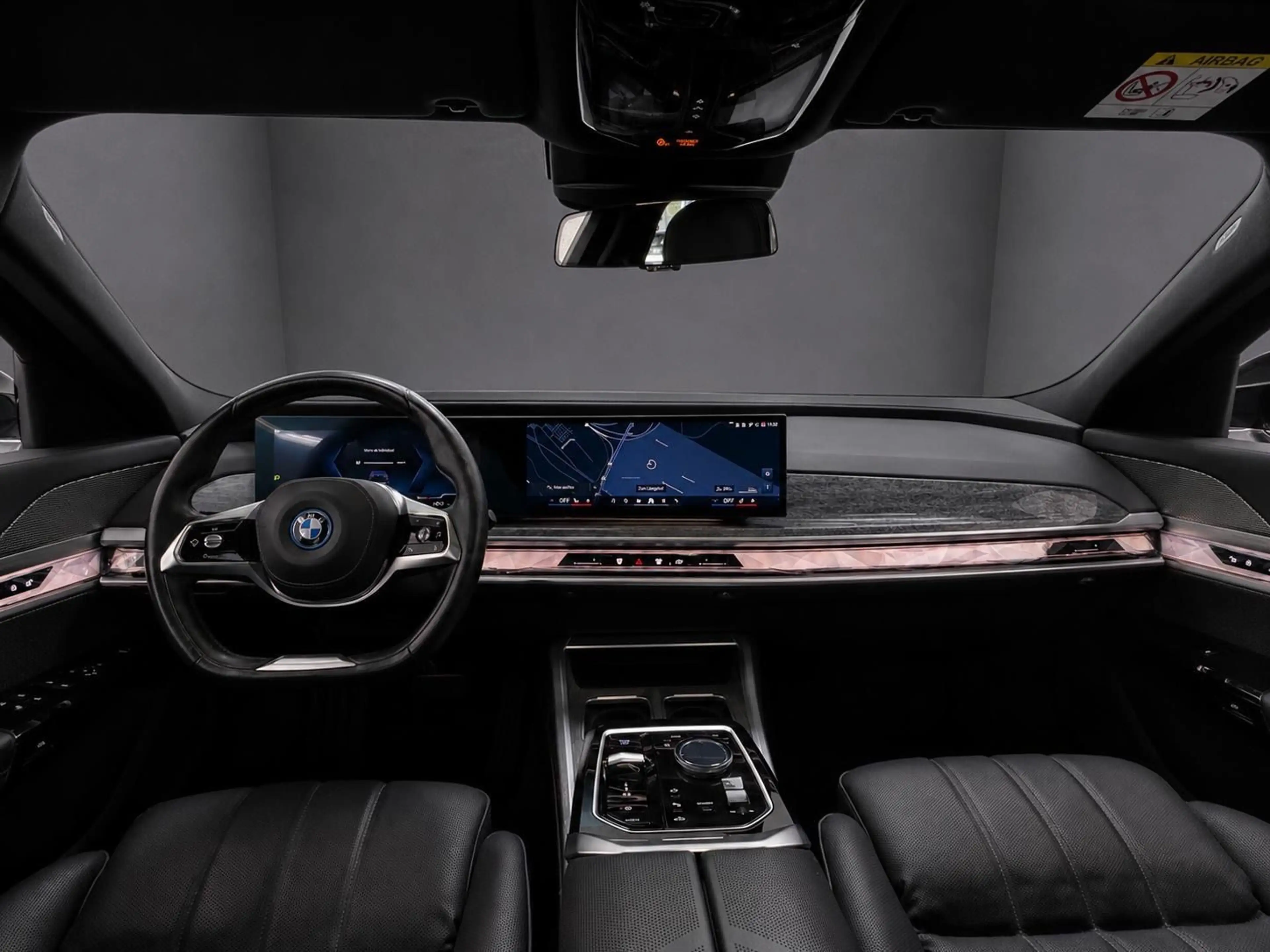BMW i7 eDrive 50 Design Pure Excellence — photo 6
