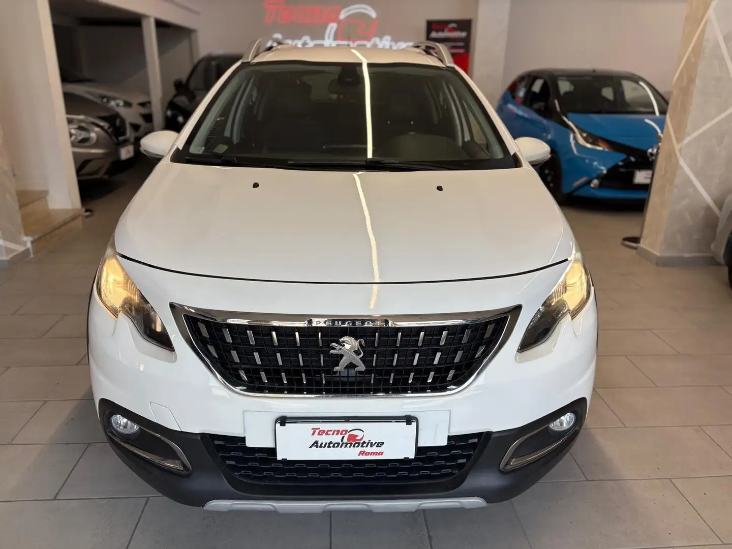 Peugeot 2008 1.2 puretech Allure 82cv my16 *UNIPRO* Blanco - 2