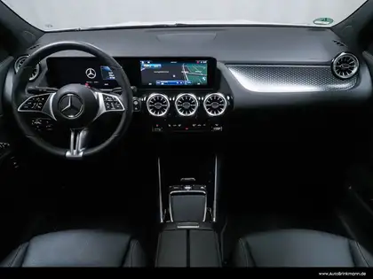 Annonce voiture d'occasion Mercedes-Benz GLA 180 - CARADIZE